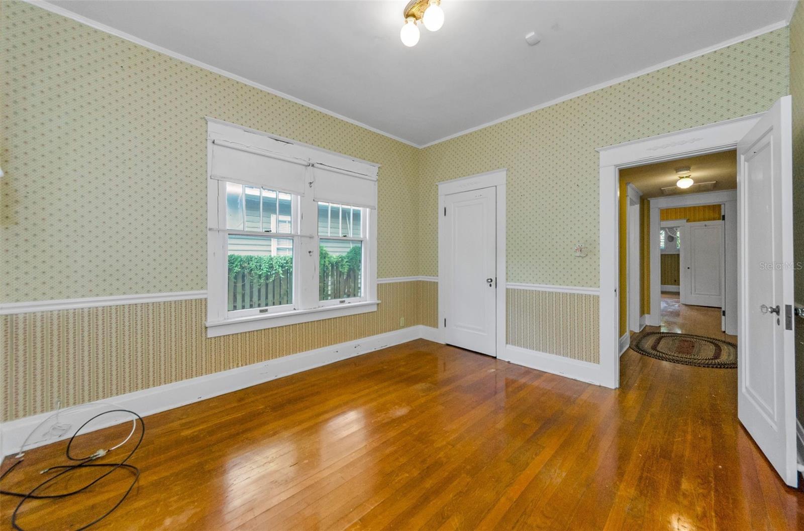 2nd bedroom with built in closet