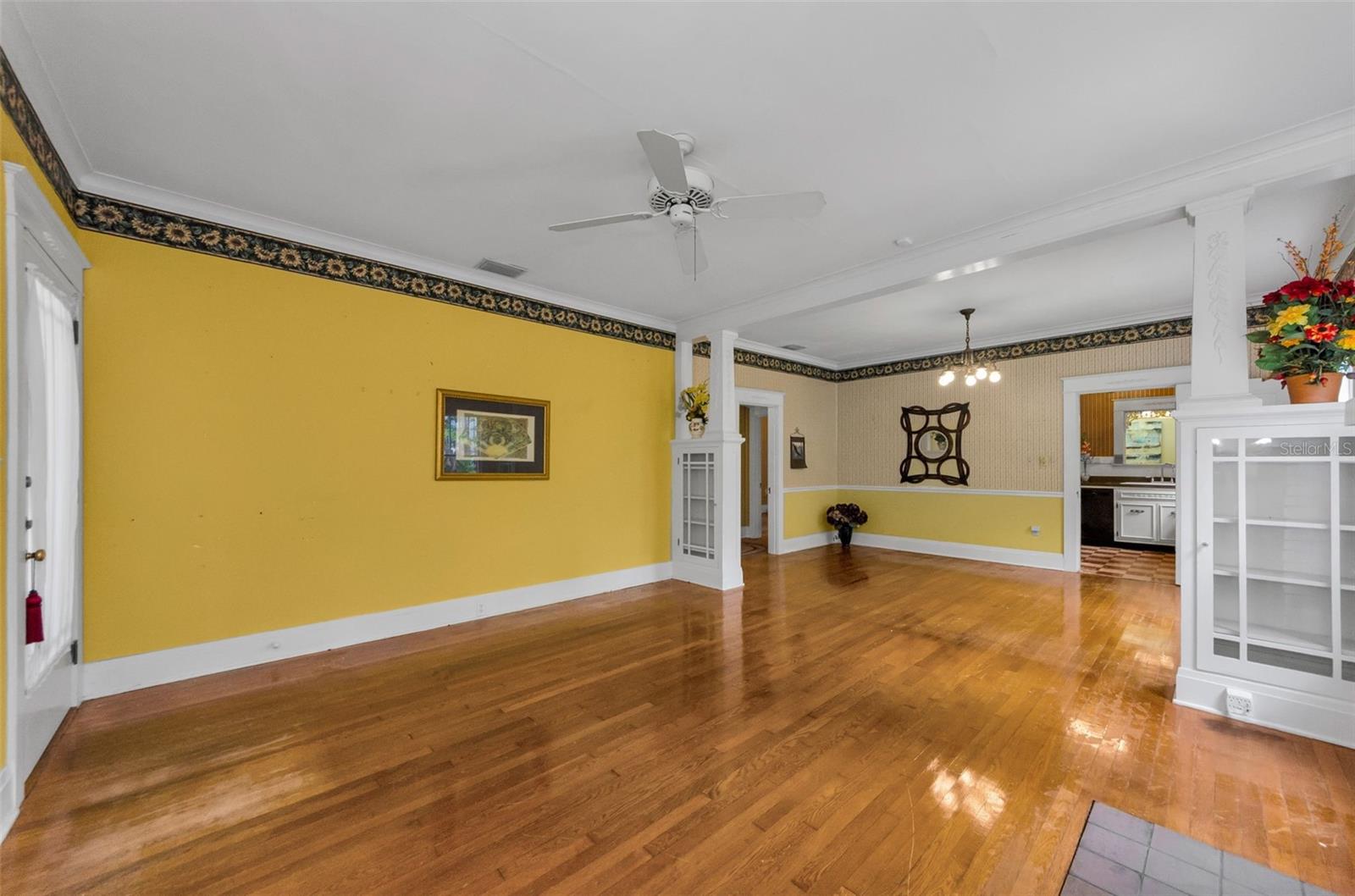 Living rm/dining rm