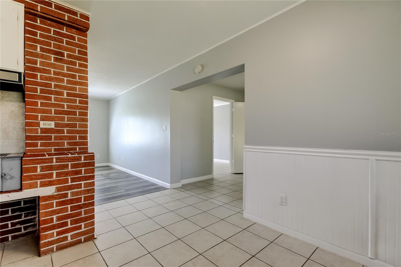 Dining and entry into Bonus Space