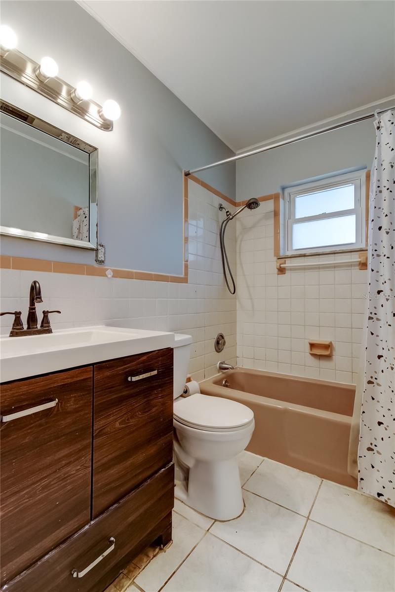 Main Bathroom