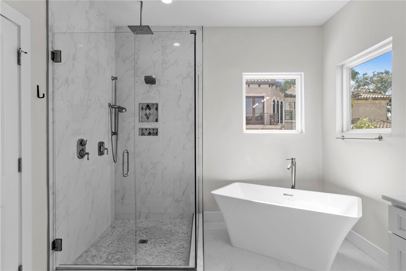 Rain Shower and Soaking Tub