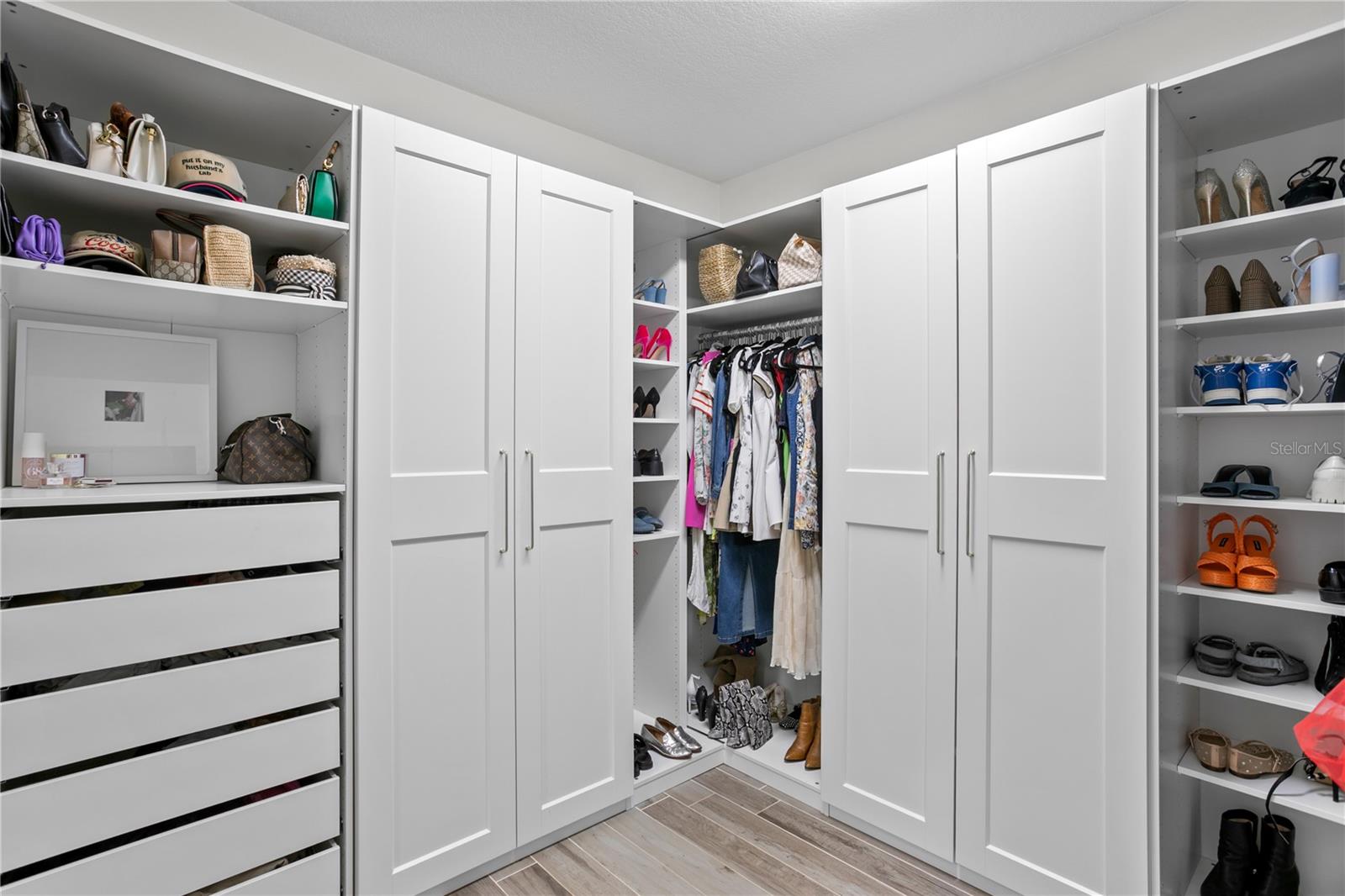 Custom Closets