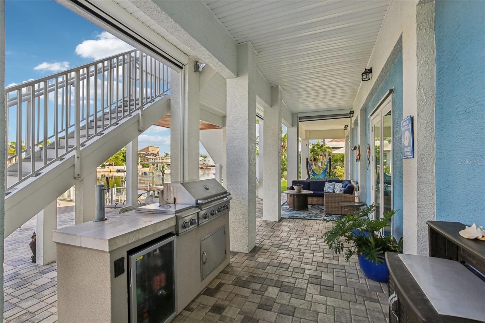 GrillingArea with Mini Refrigerator