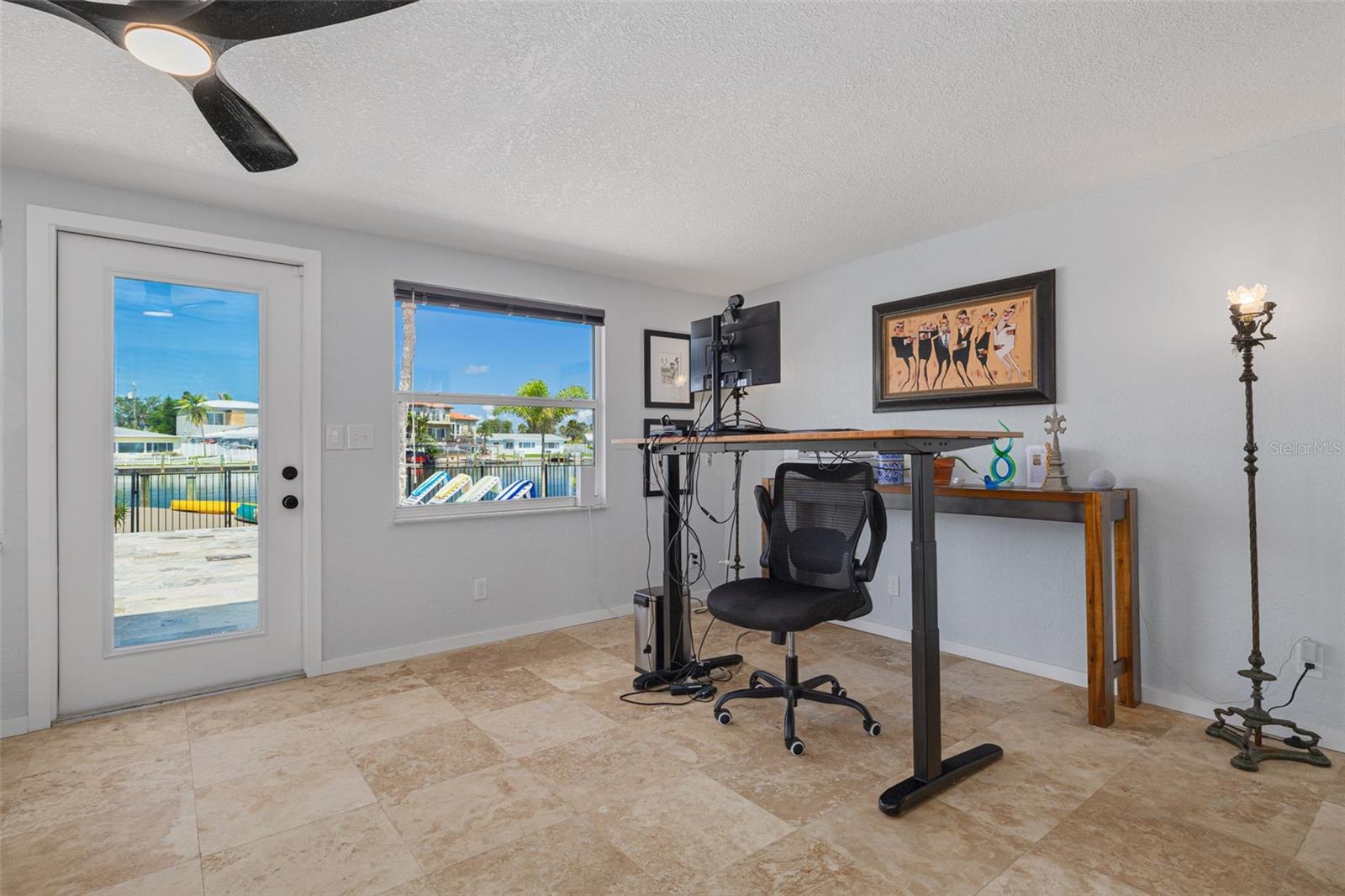 FL room