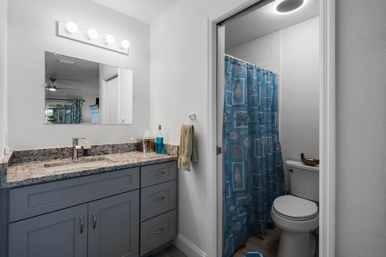 Primary En-Suite Bathroom