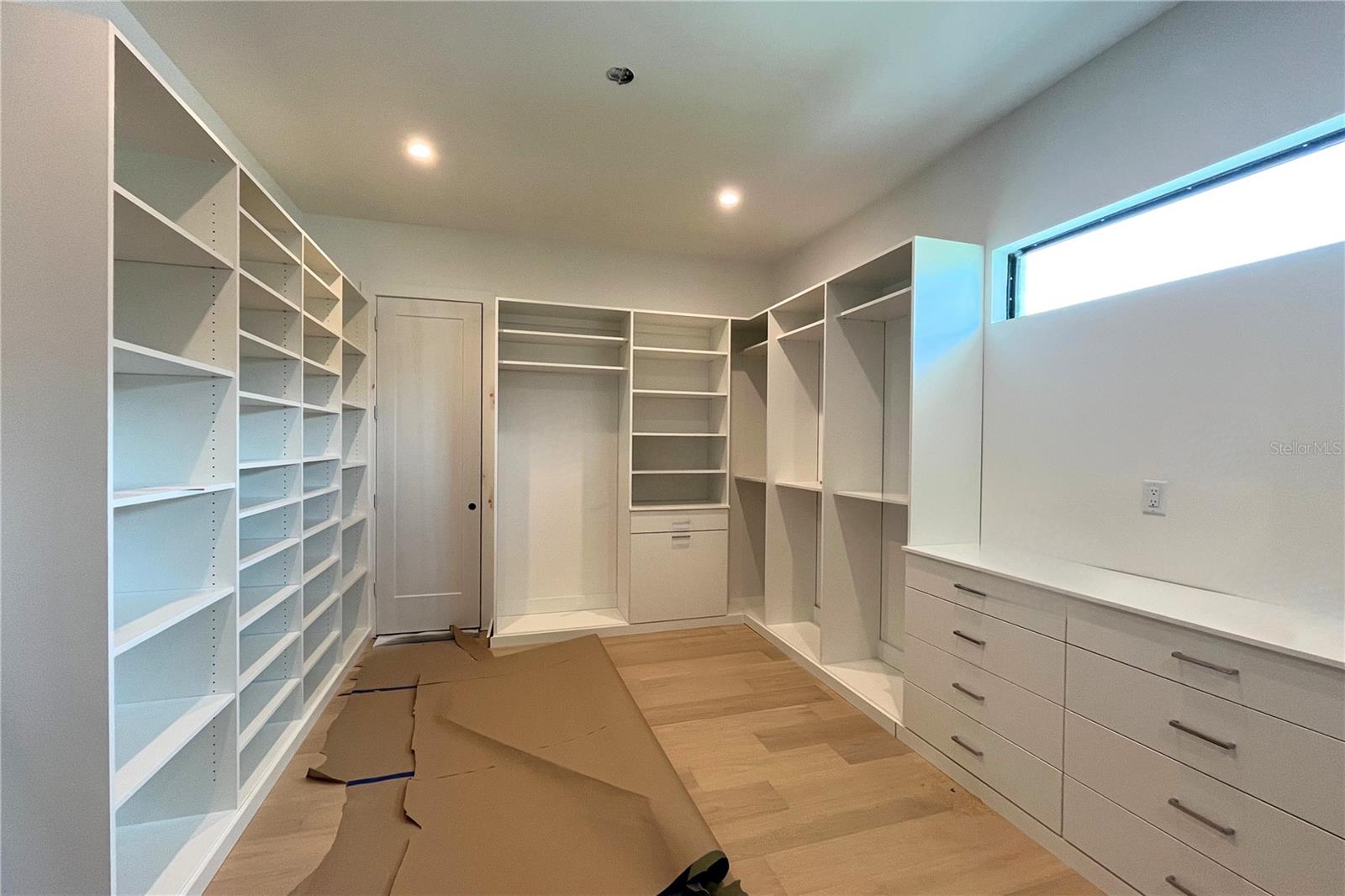 Primary Closet (Hers) | 7/15/2025