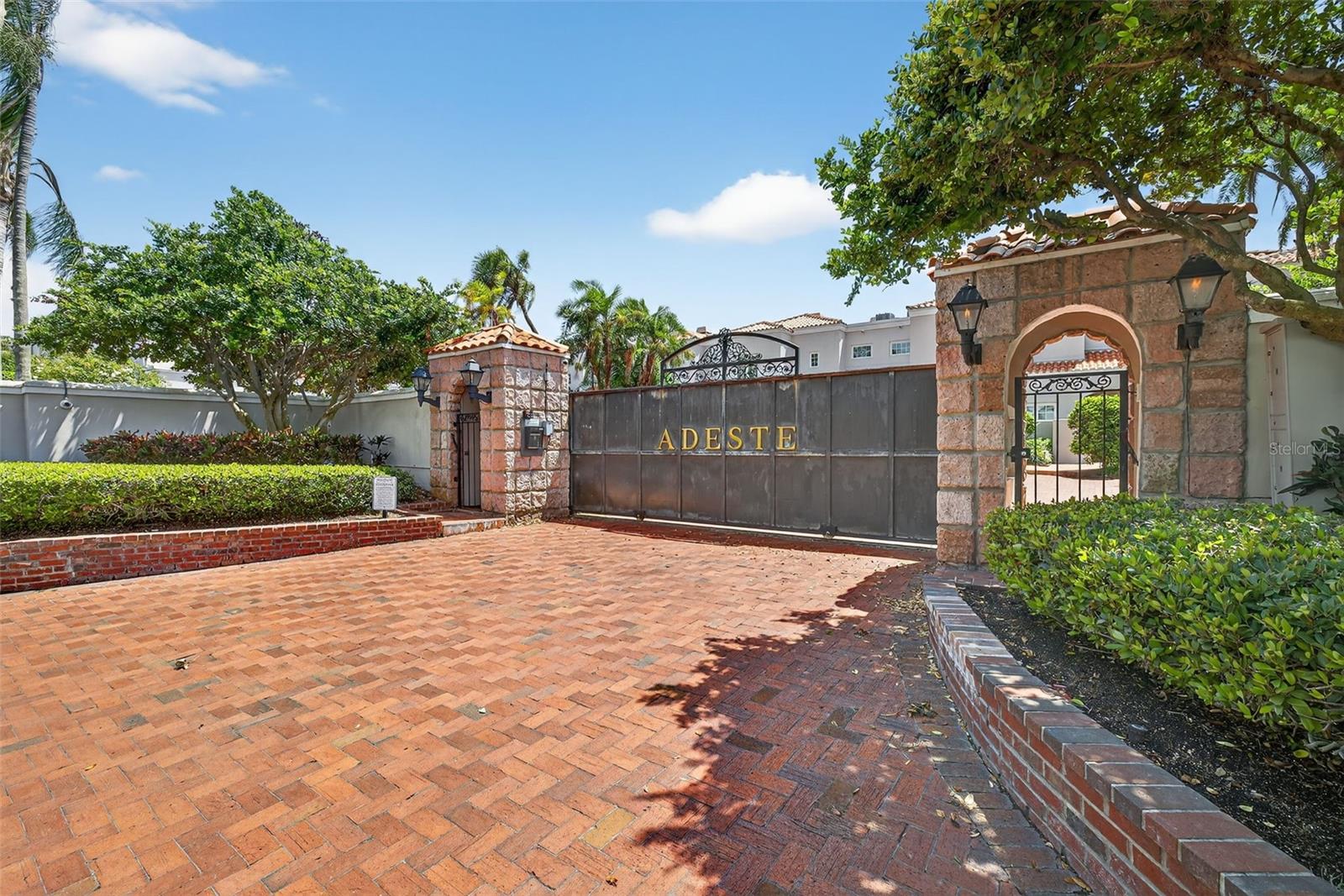 Gated Entrance off Bayshore Blvd