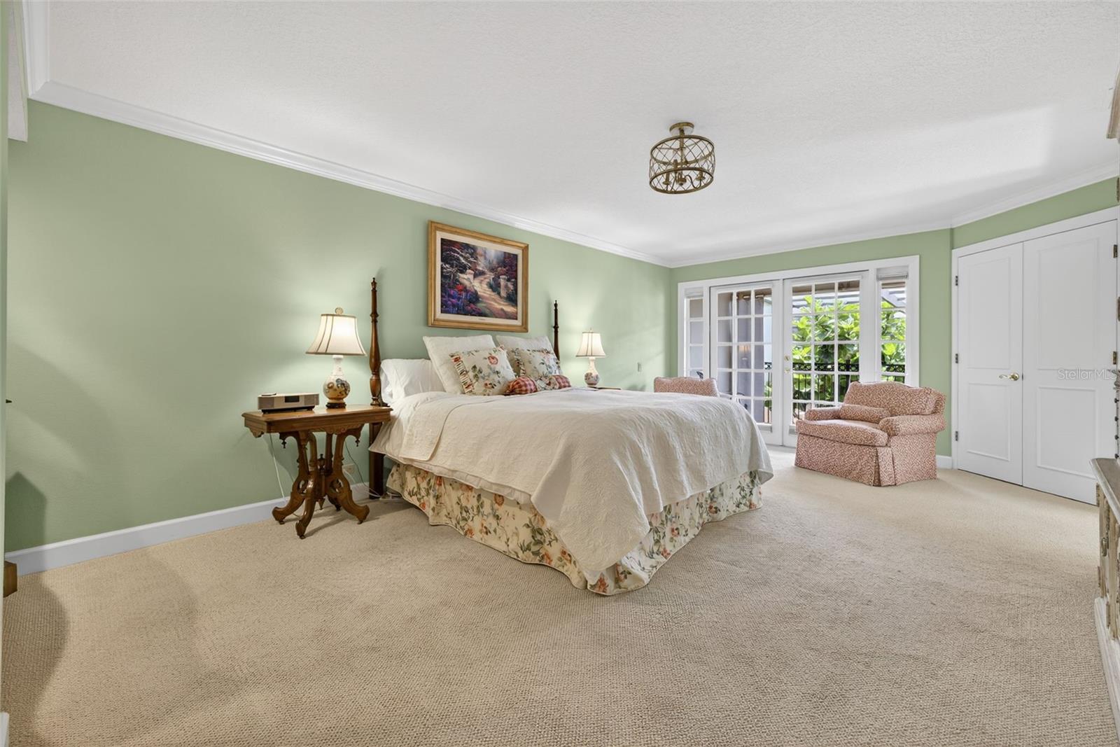 Primary bedroom  to balcony