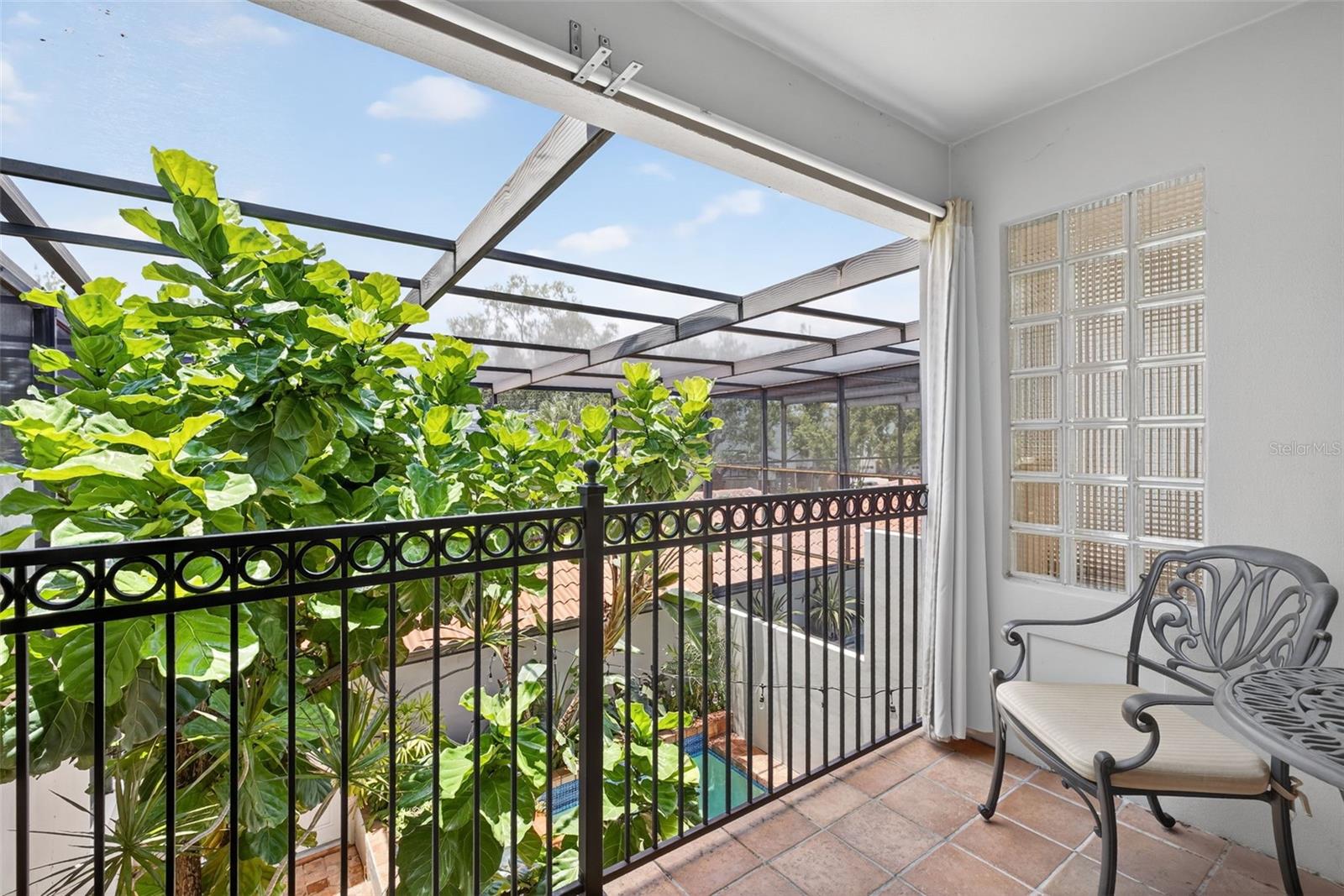 Balcony in screened enclosure