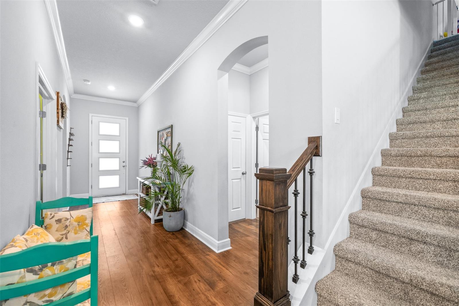 archway into garage and laundry room