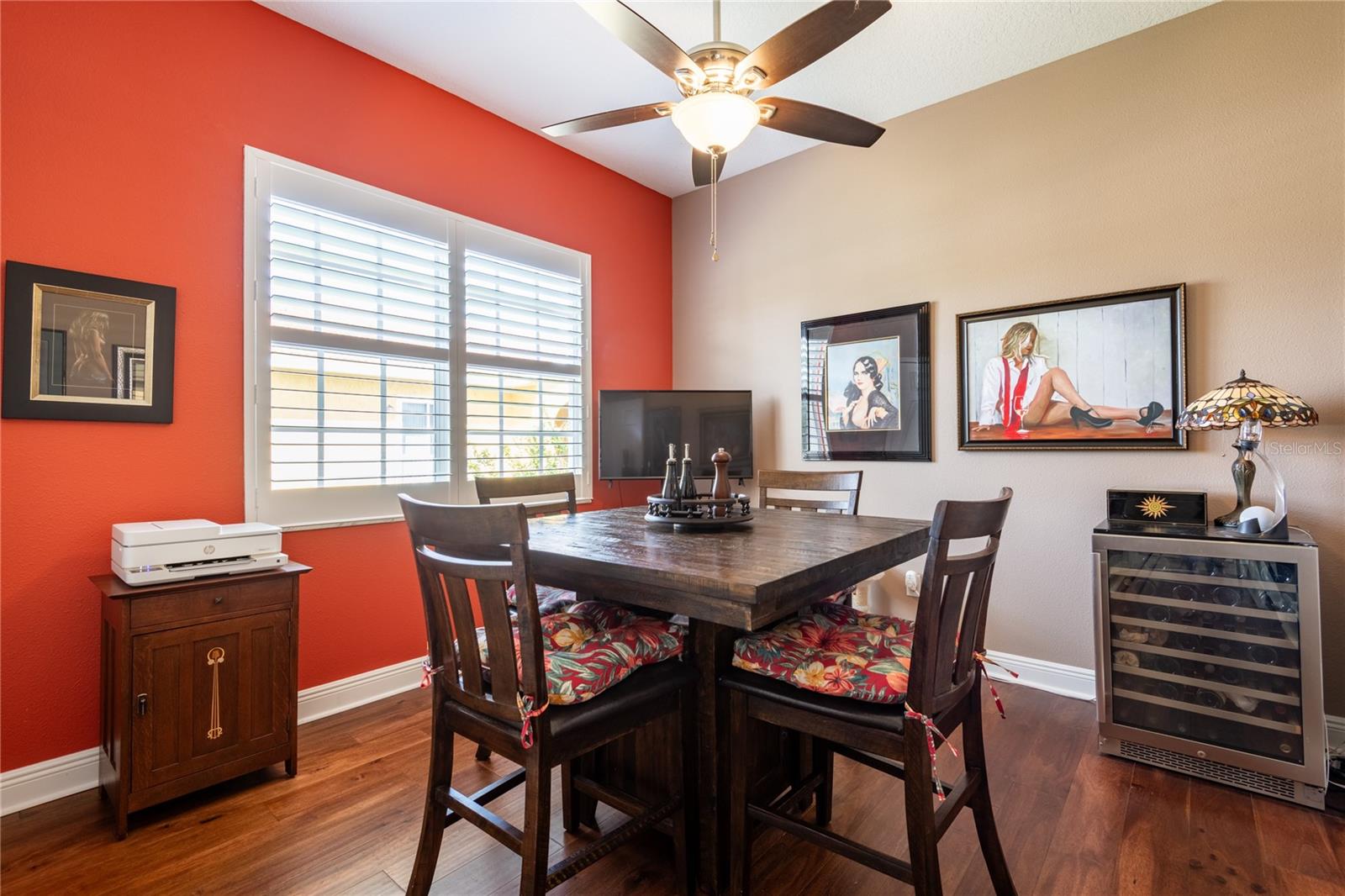 Guest or 2nd bedroom is being used as a dining area.
