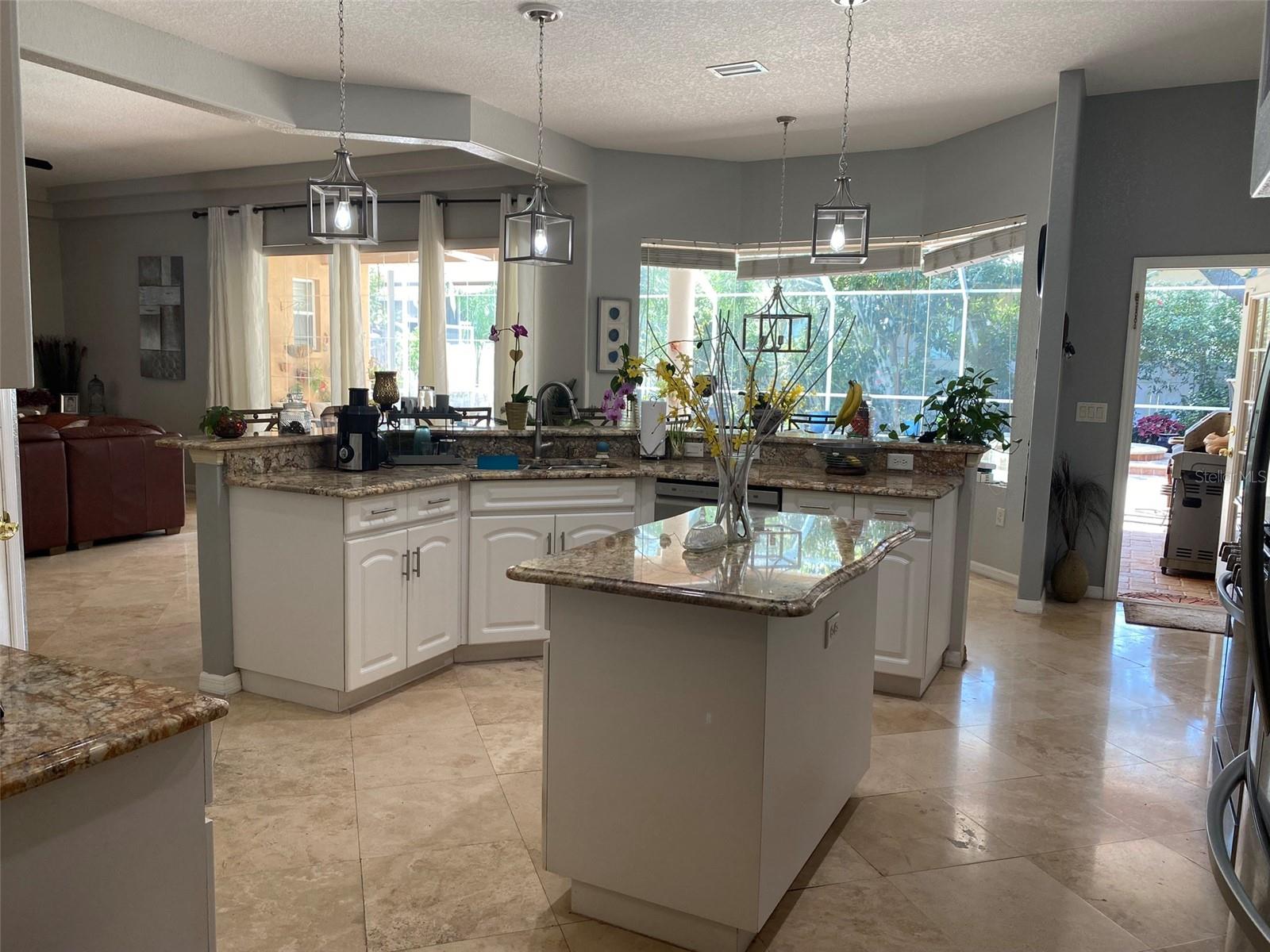KITCHEN ISLAND