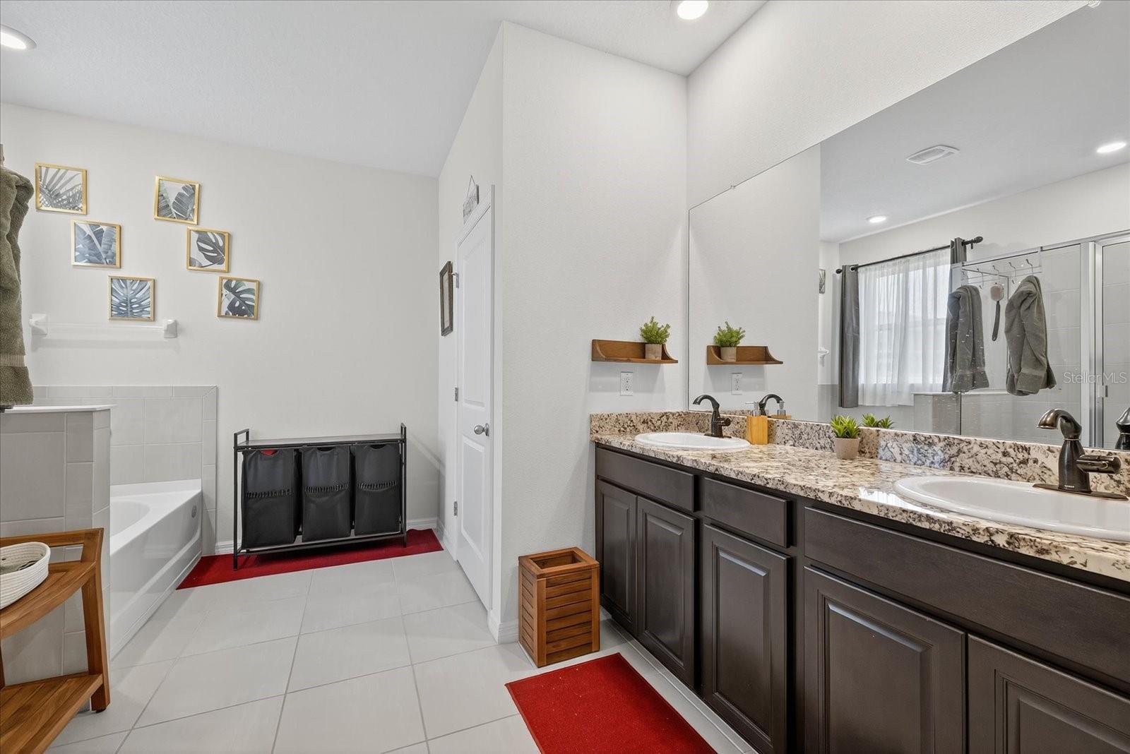 Primary en suite