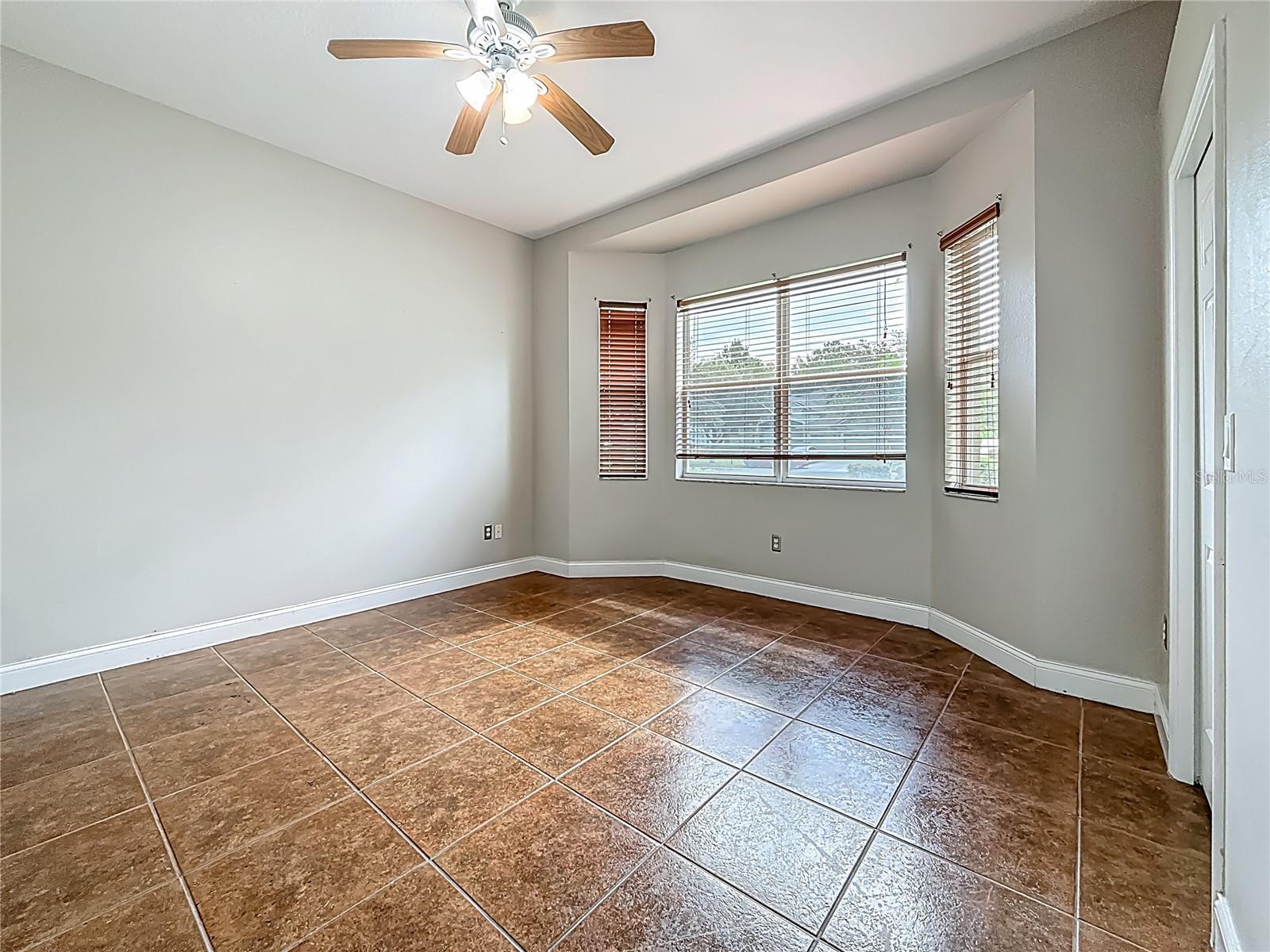 Bedroom 2 Oveersized