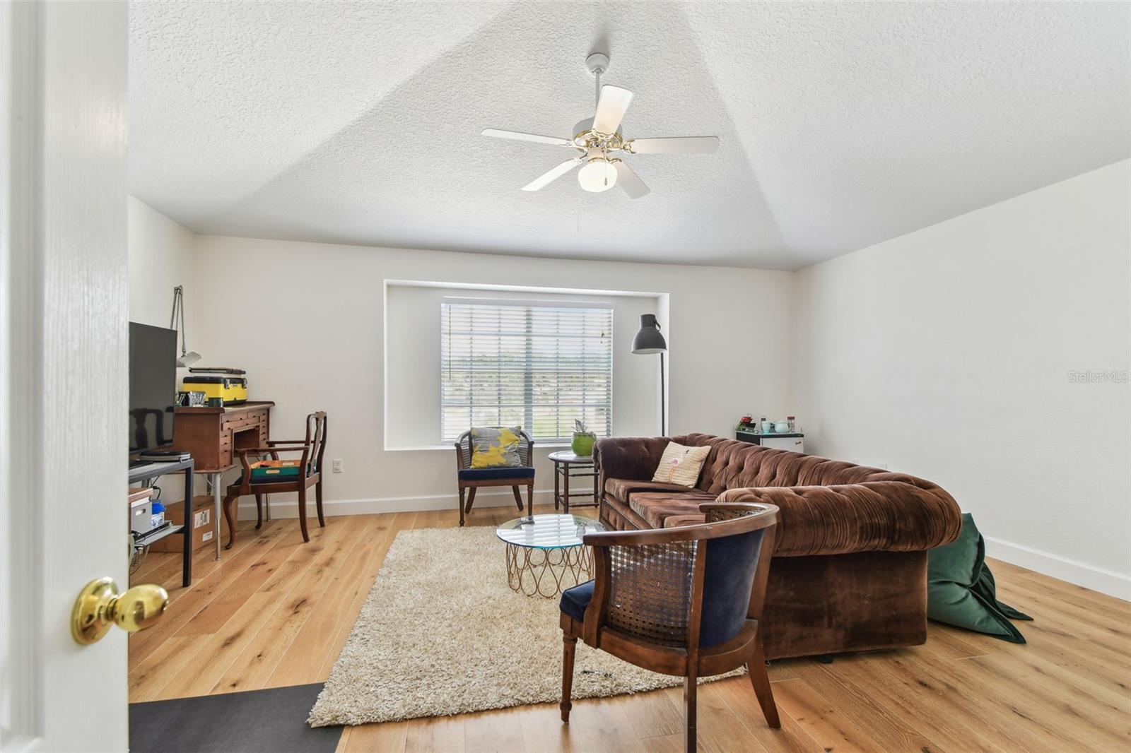 Large Bedroom upstairs can also be used as entertainment room/bonus room