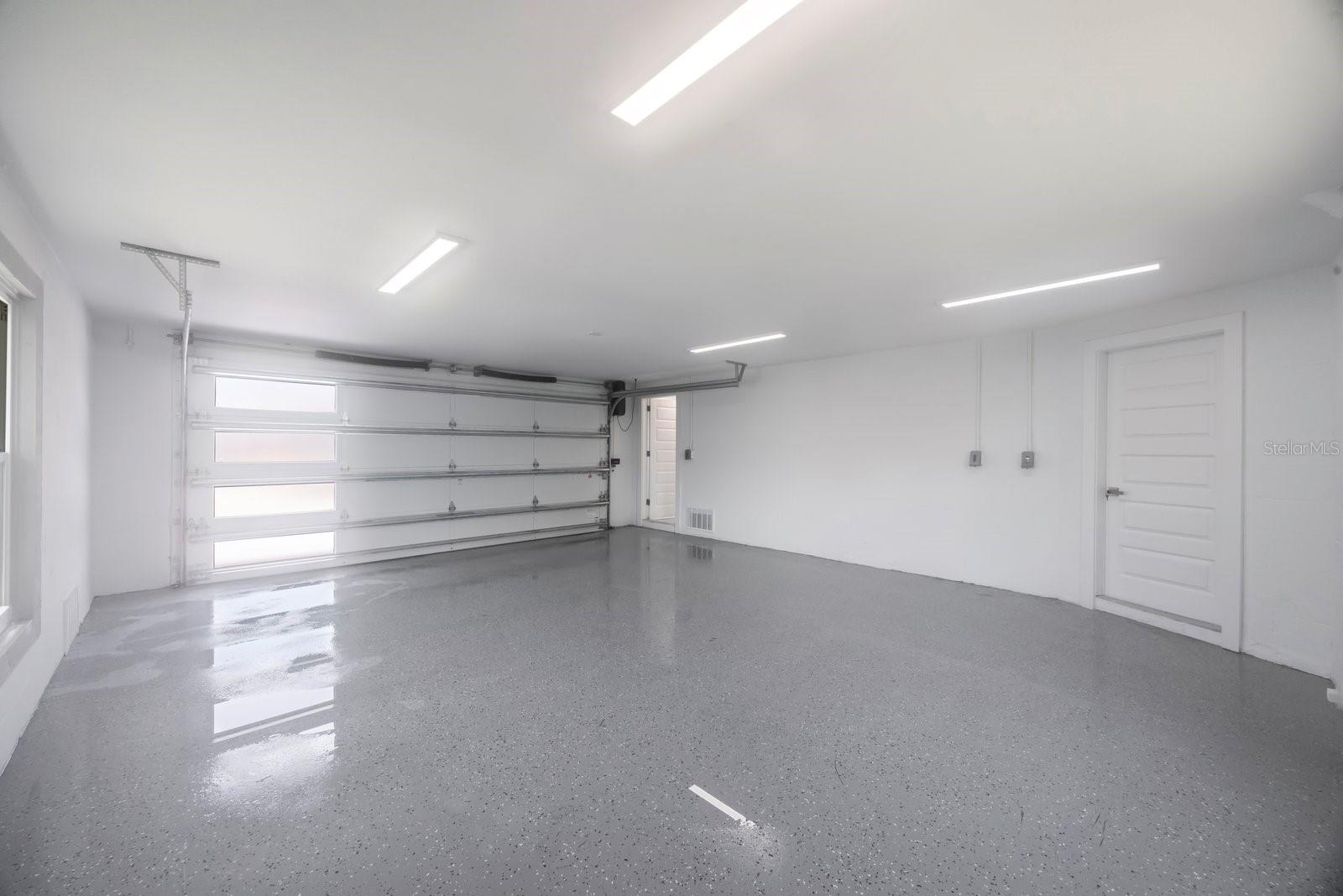 Dual Garage 2 (20x23)