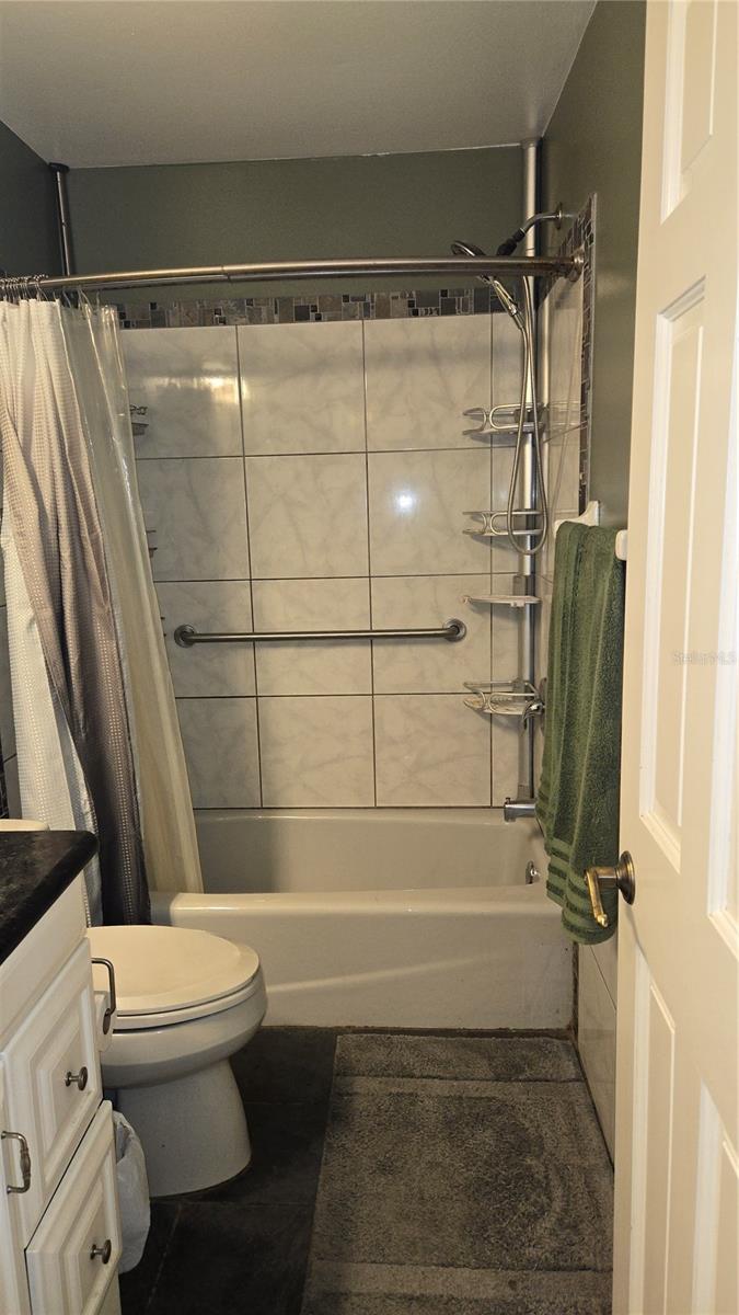 Full Bath View 2