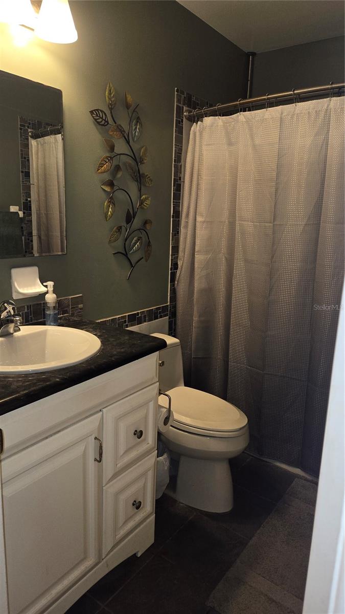 Full Bath View 1