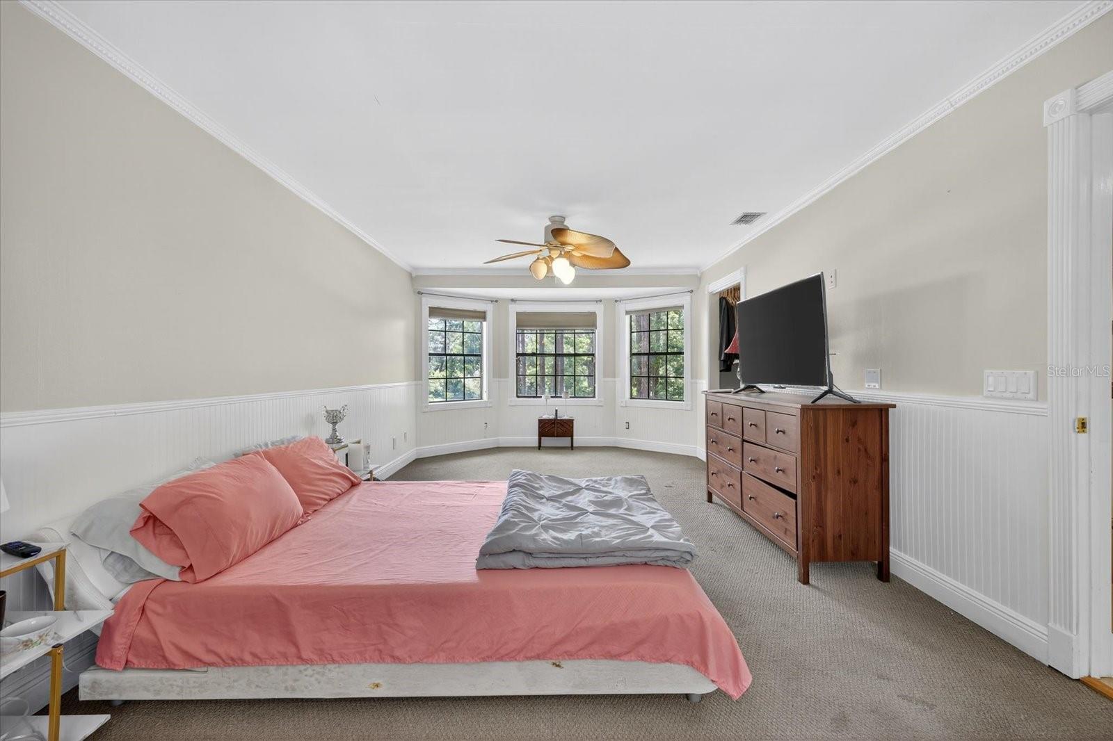 Large 28Ft Master Bedroom