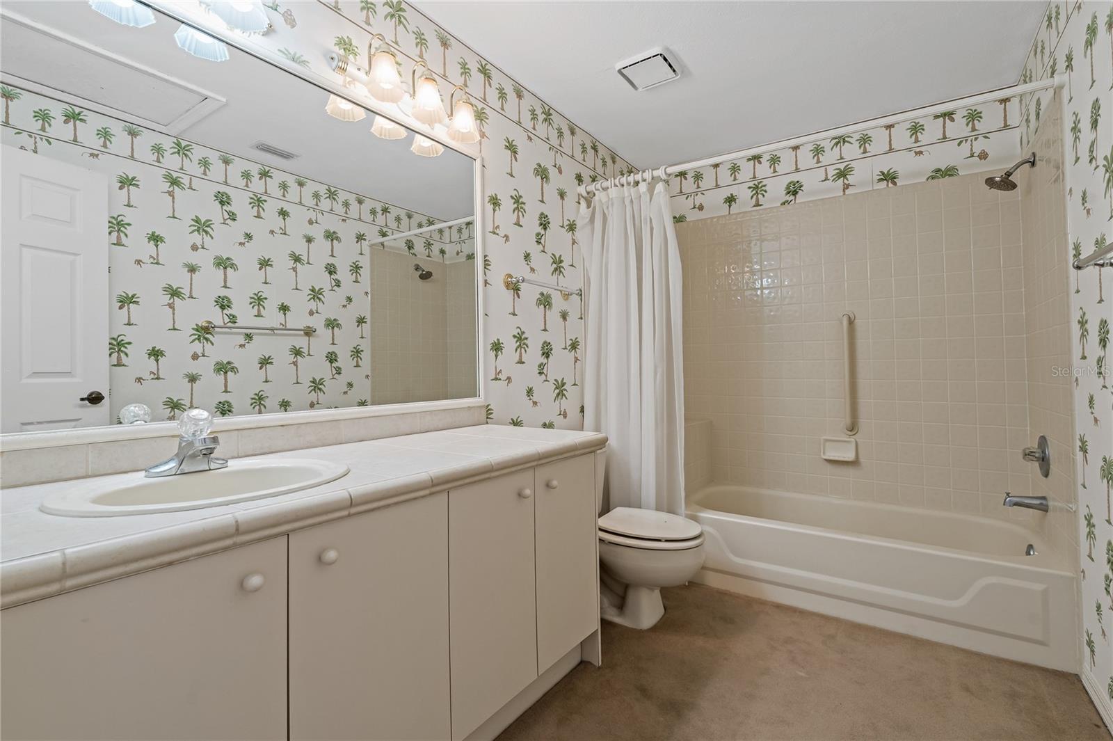 2nd Floor Full Bath