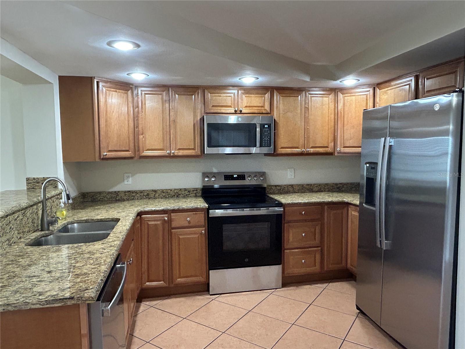 Granite counters, all new stainless appliances
