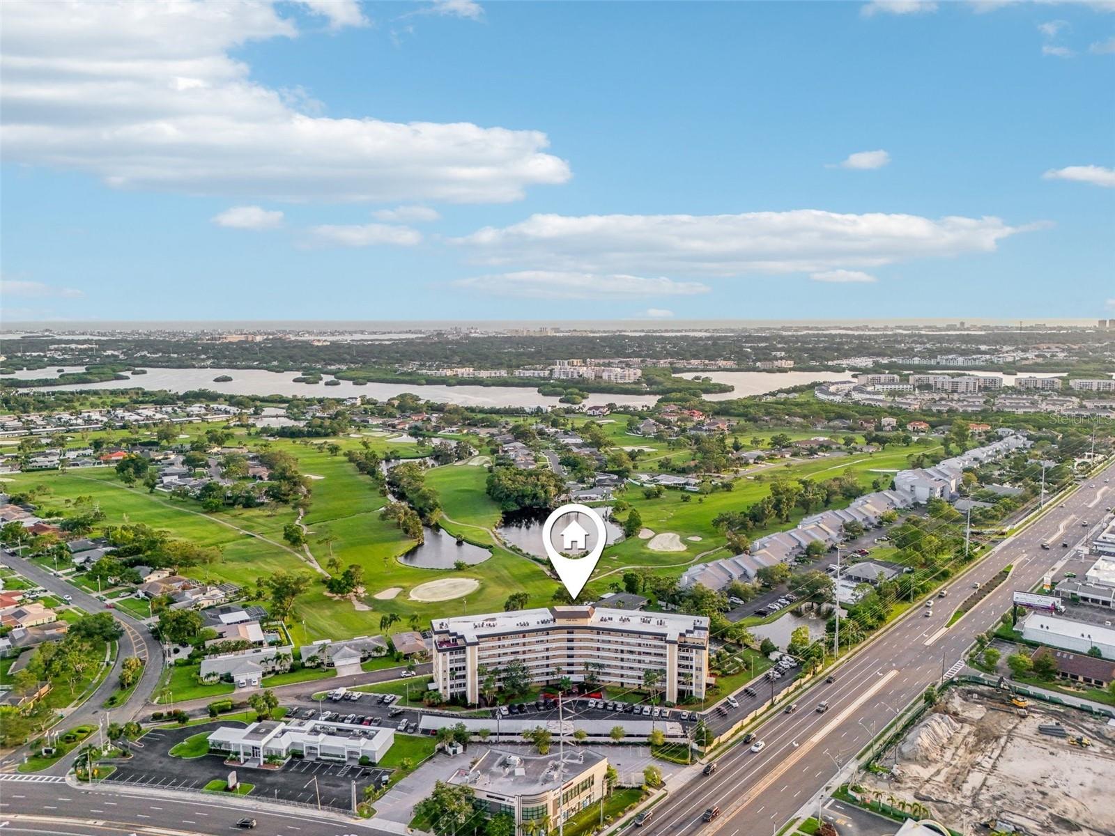 8950 Park Blvd #305 Seminole 33777