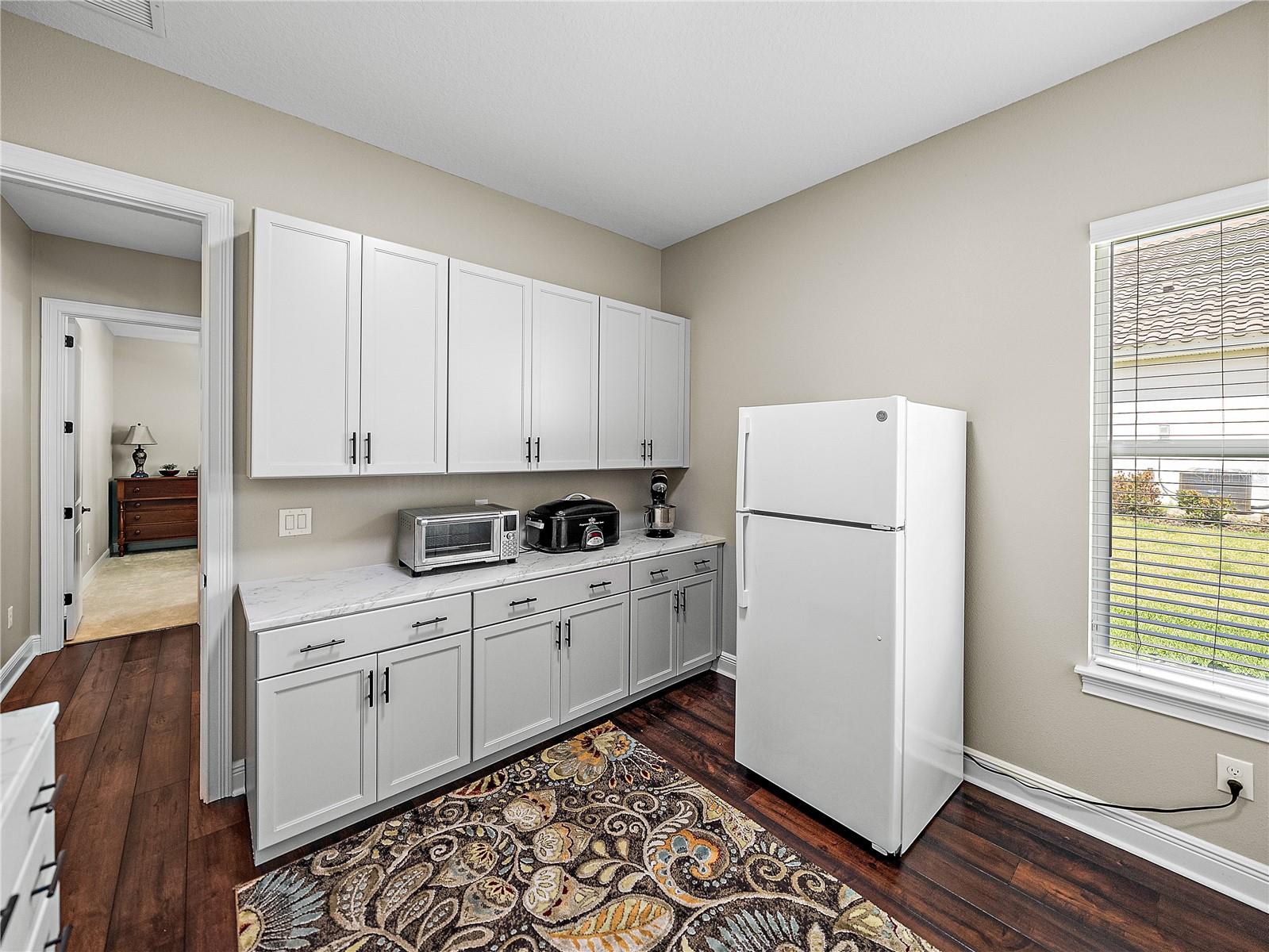 Guest room used as butler pantry
