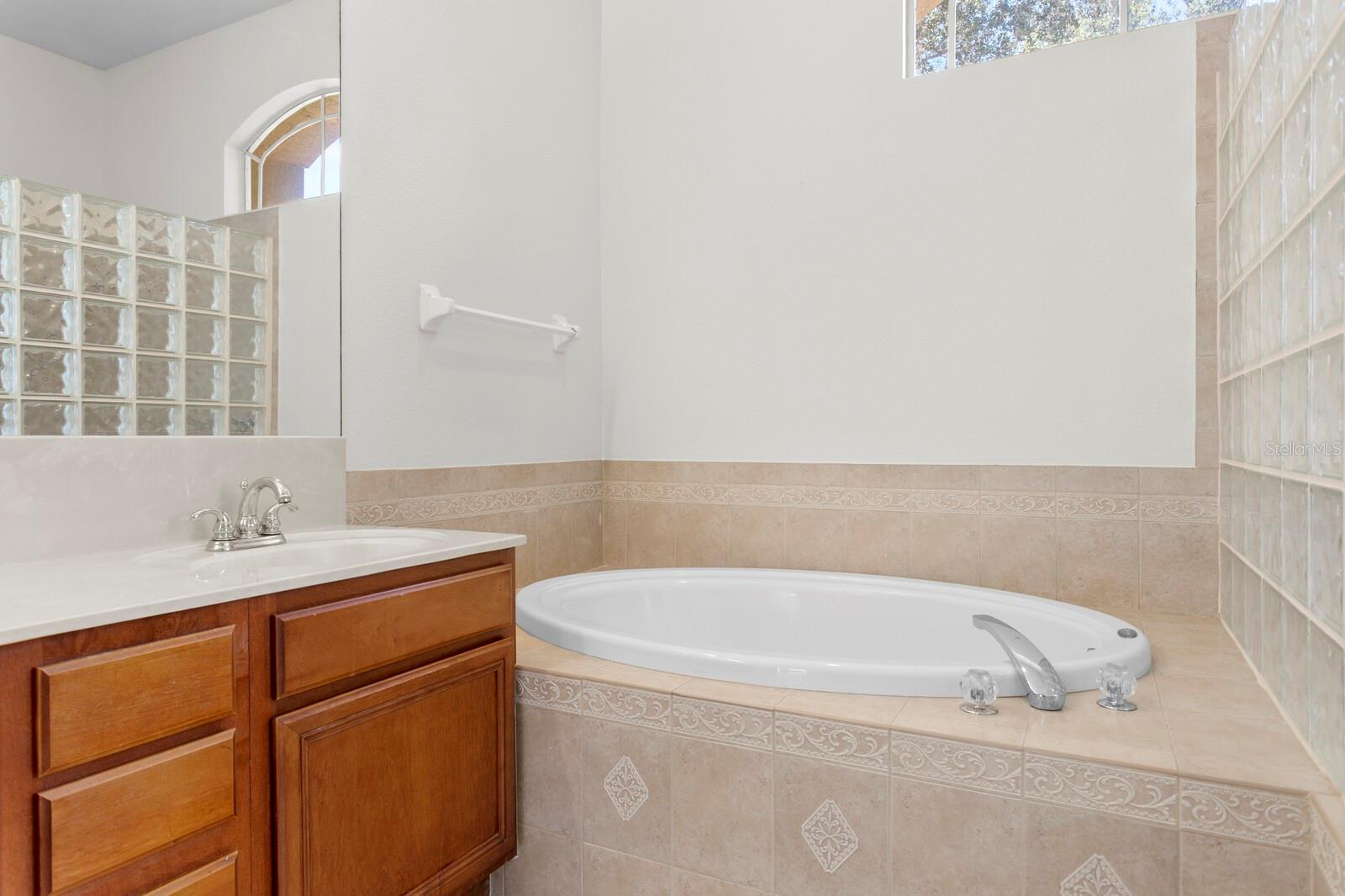 OWNERS BATH