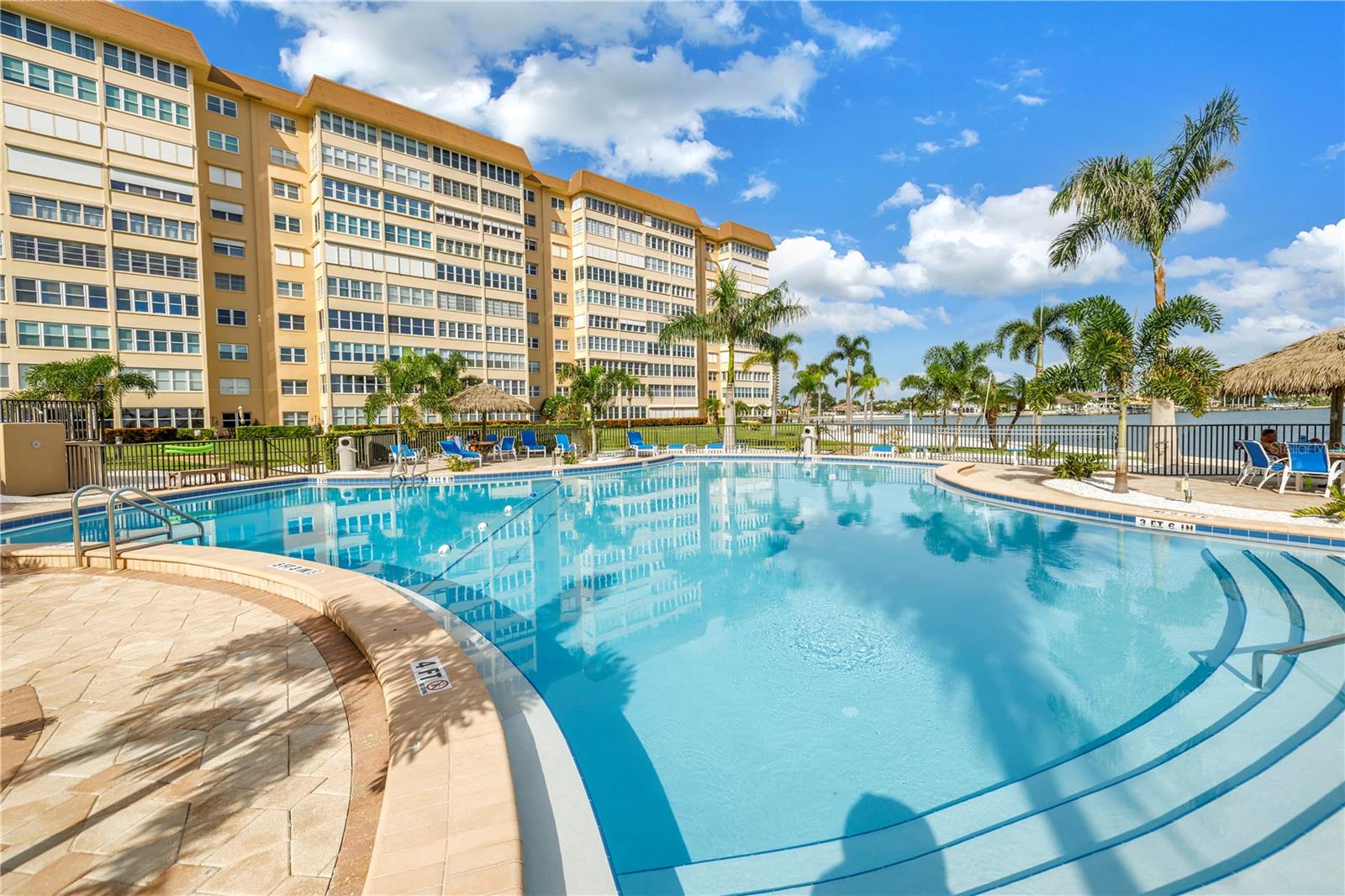 ESSEX BLDG POOL