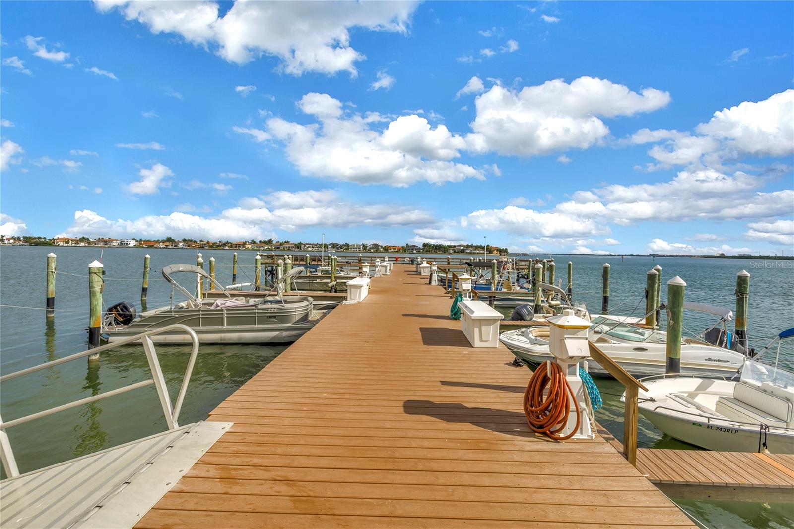 DOCK