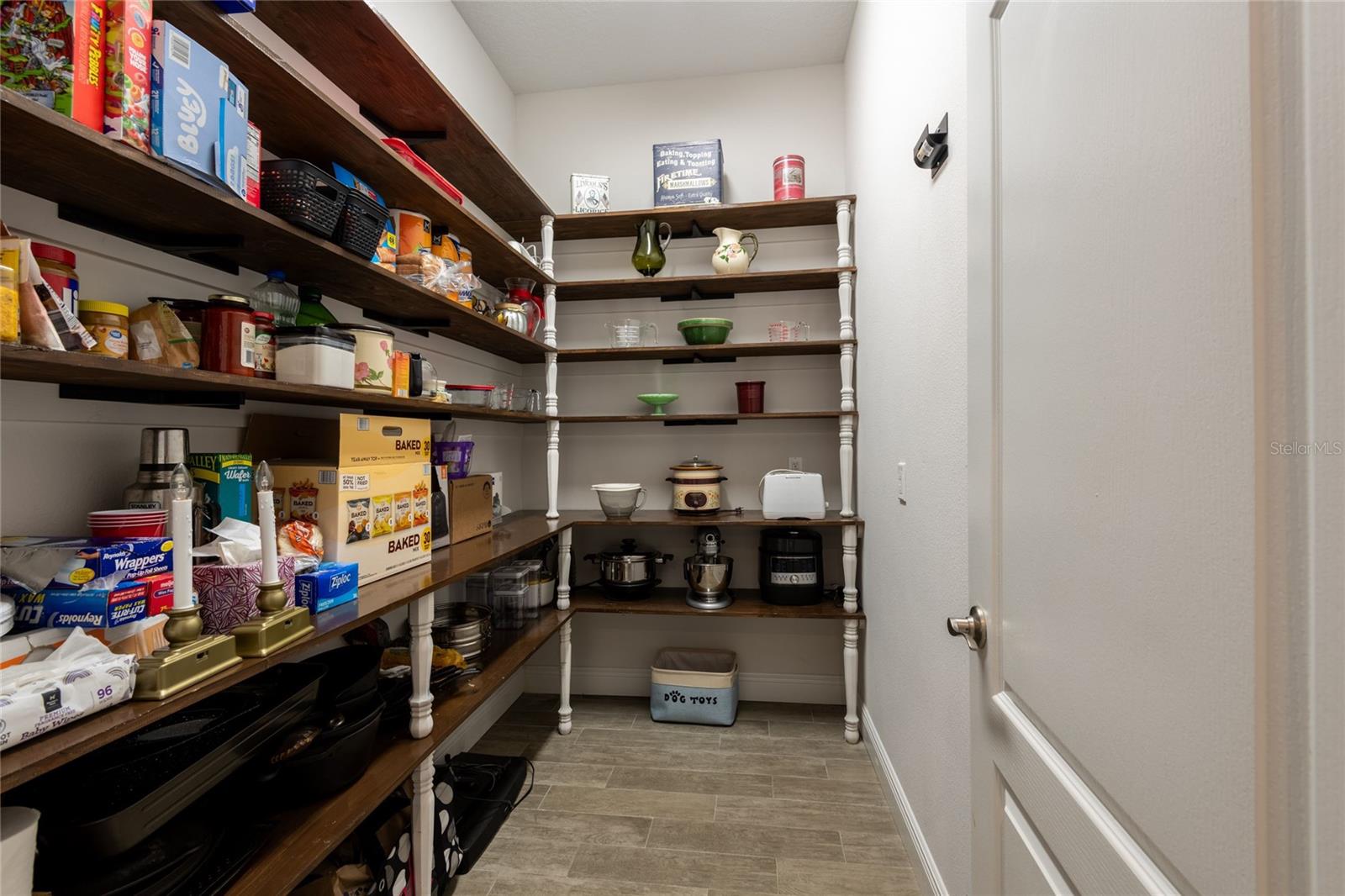 Spacious closet pantry.