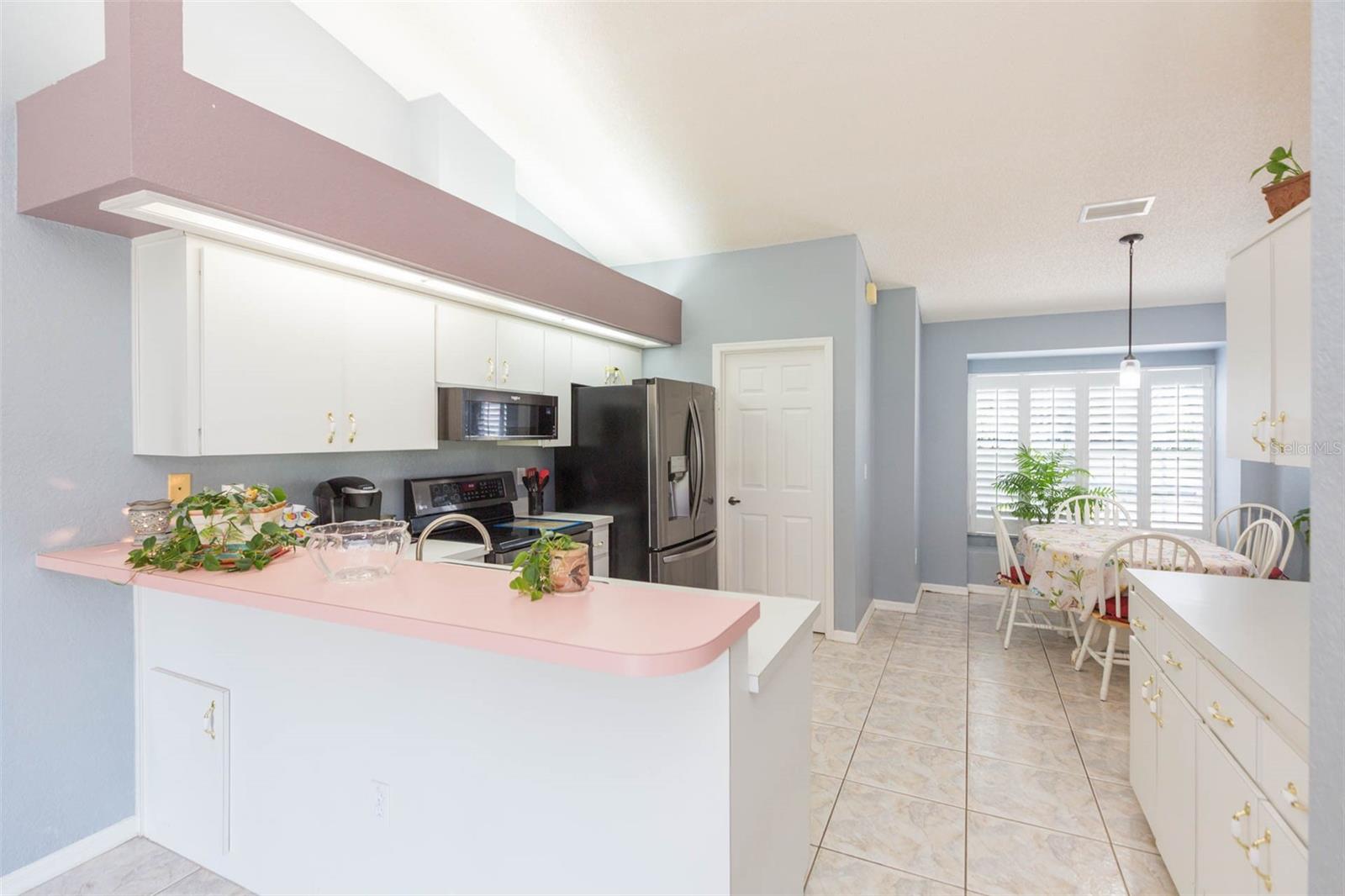 Kitchen 17 x 14