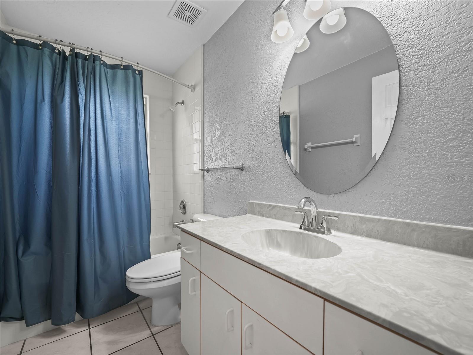 2nd bathroom