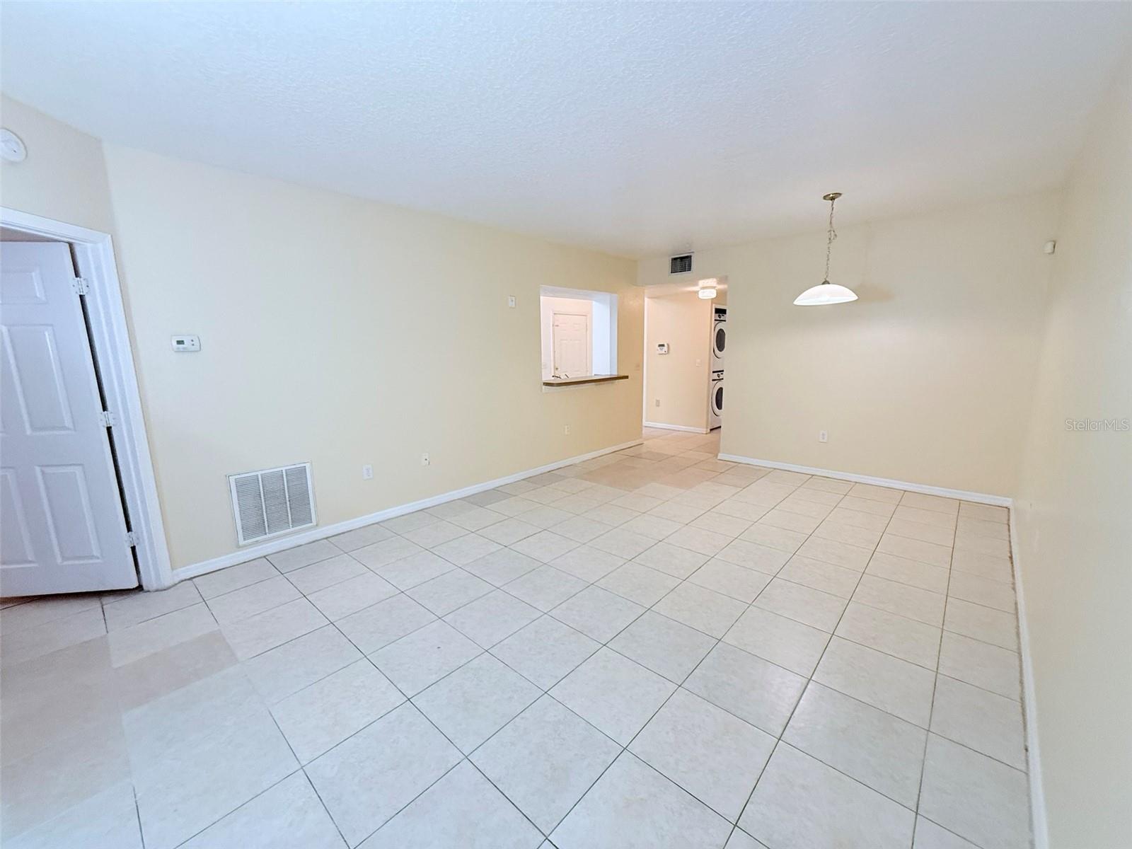 Living /dining room