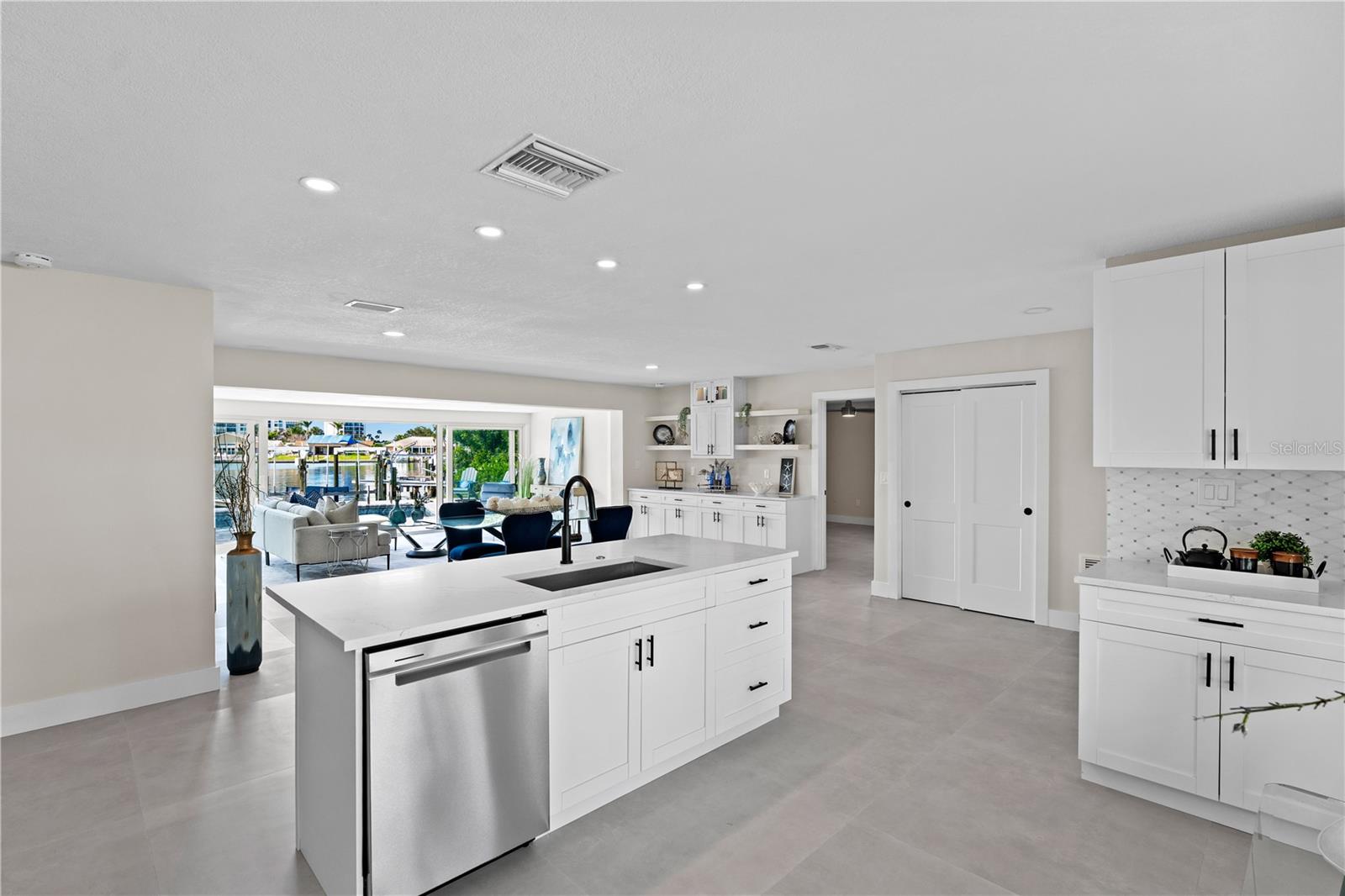 Seamless transitions between indoor and outdoor entertaining spaces.