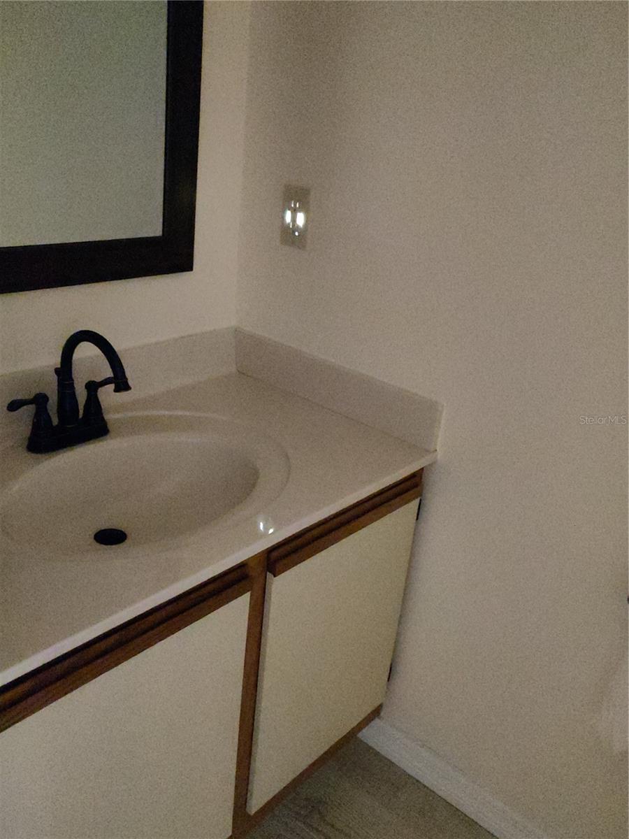 1/2 bath downstairs