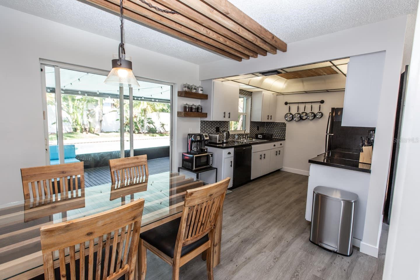 Kitchen/dining