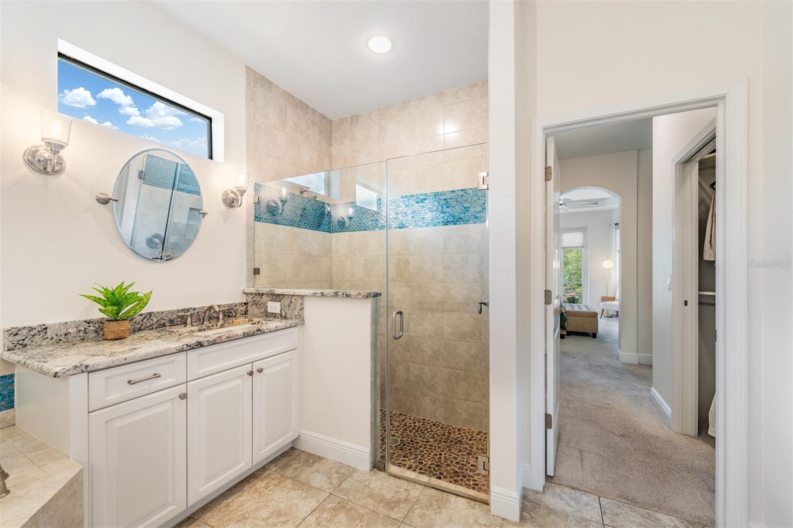 Step-in frameless shower doors