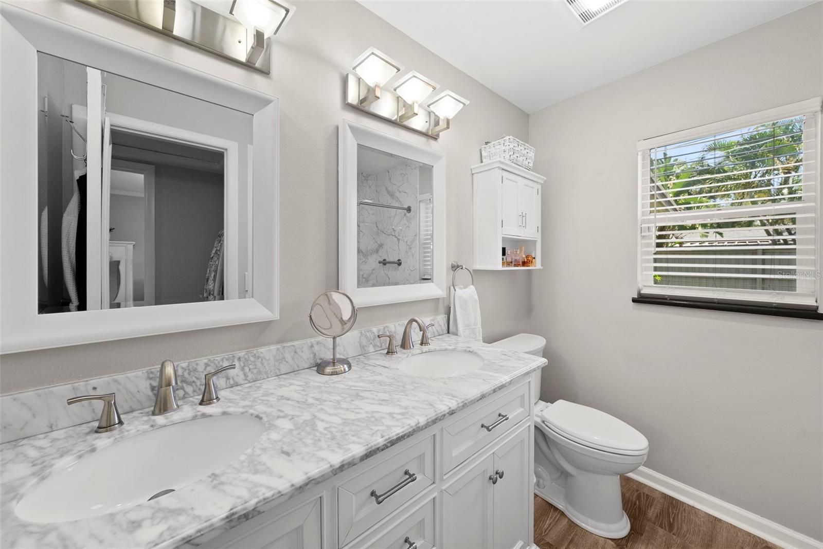 2nd Bathroom