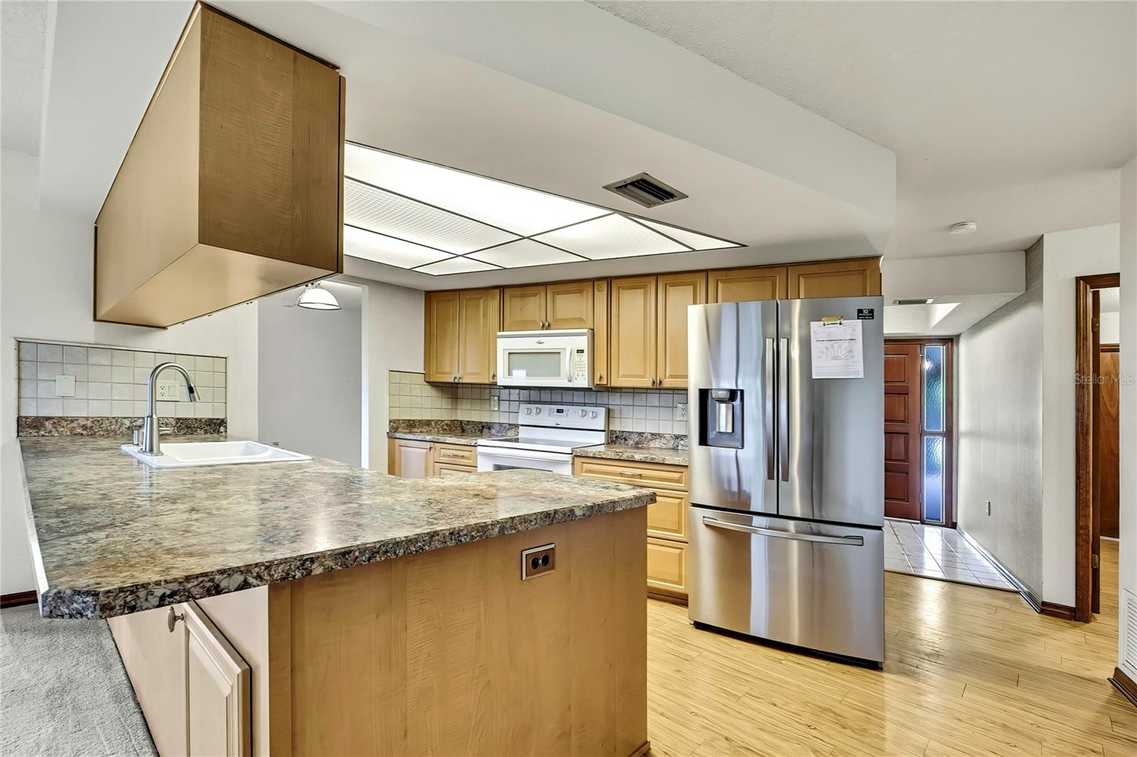 Hardwood Laminate flooring