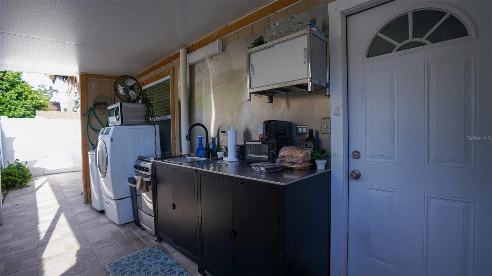 Attached Suite 1 Outdoor Kitchen/Laundry