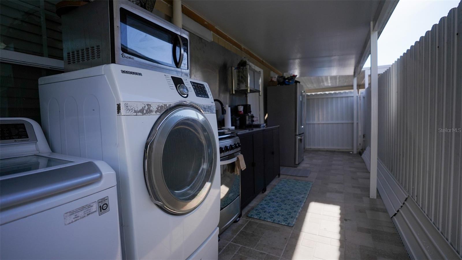 Attached Suite 1 Outdoor Kitchen/Laundry