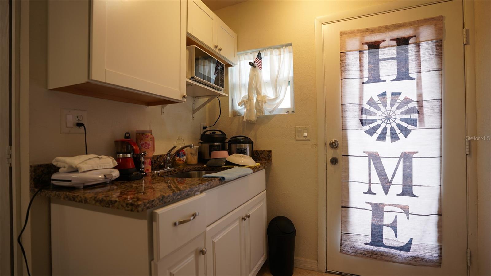 Attached Suite 2 Kitchen/Entrance