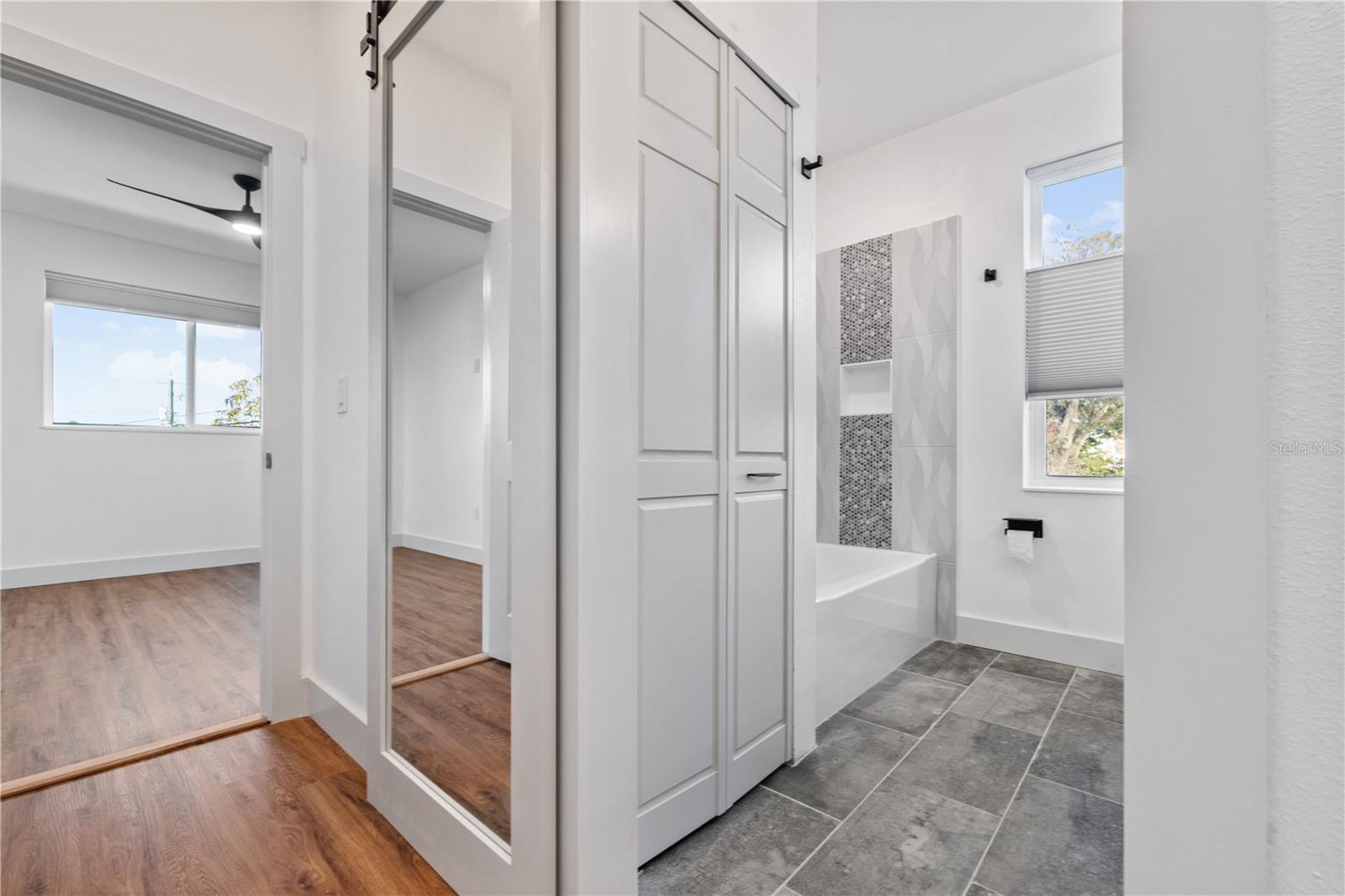 HALL - CONNECTING BATH & GUEST BEDROOMS