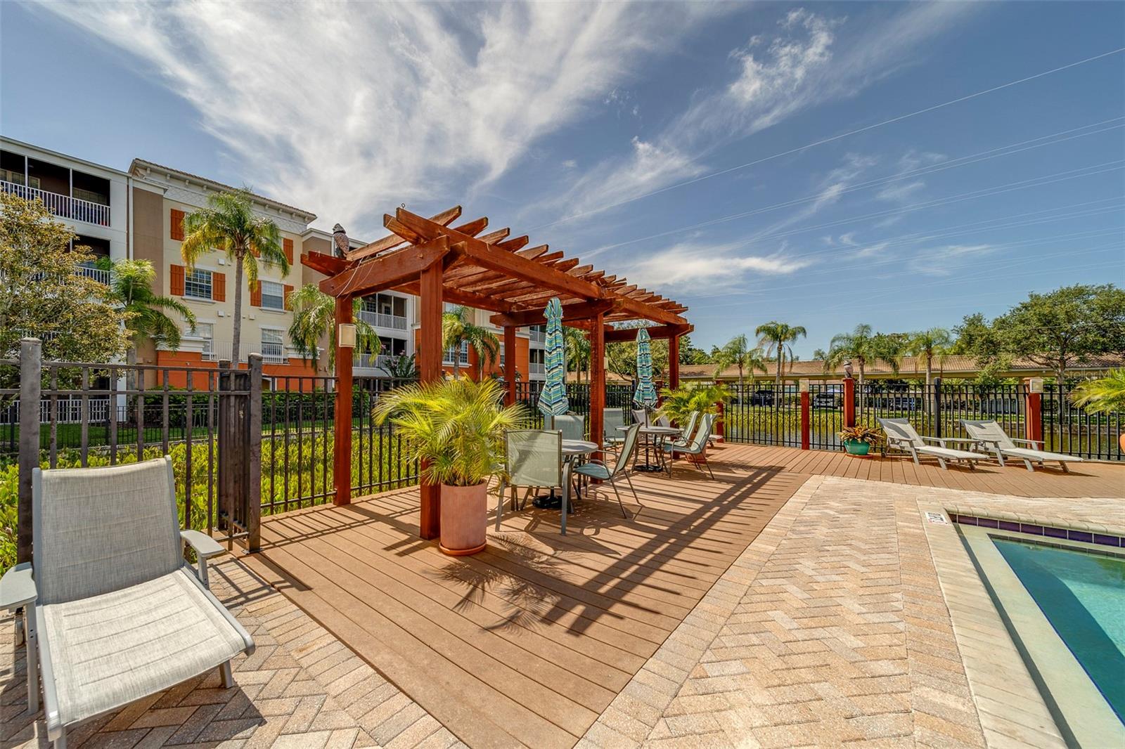 Pergola seating