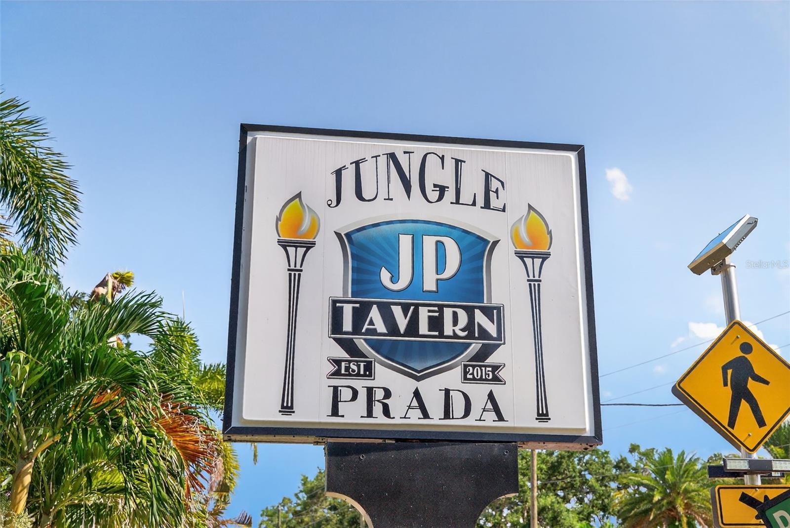 Neighborhood Resturant - Jungle Prada Tavern!