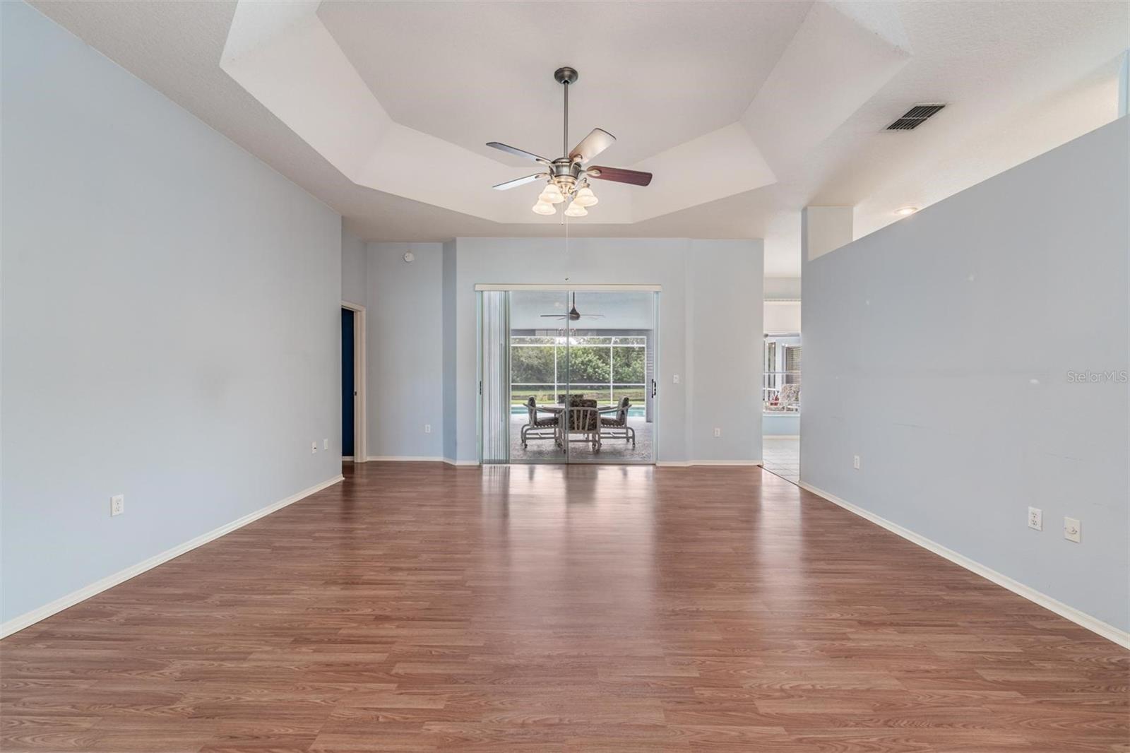 Great room with trey ceiling