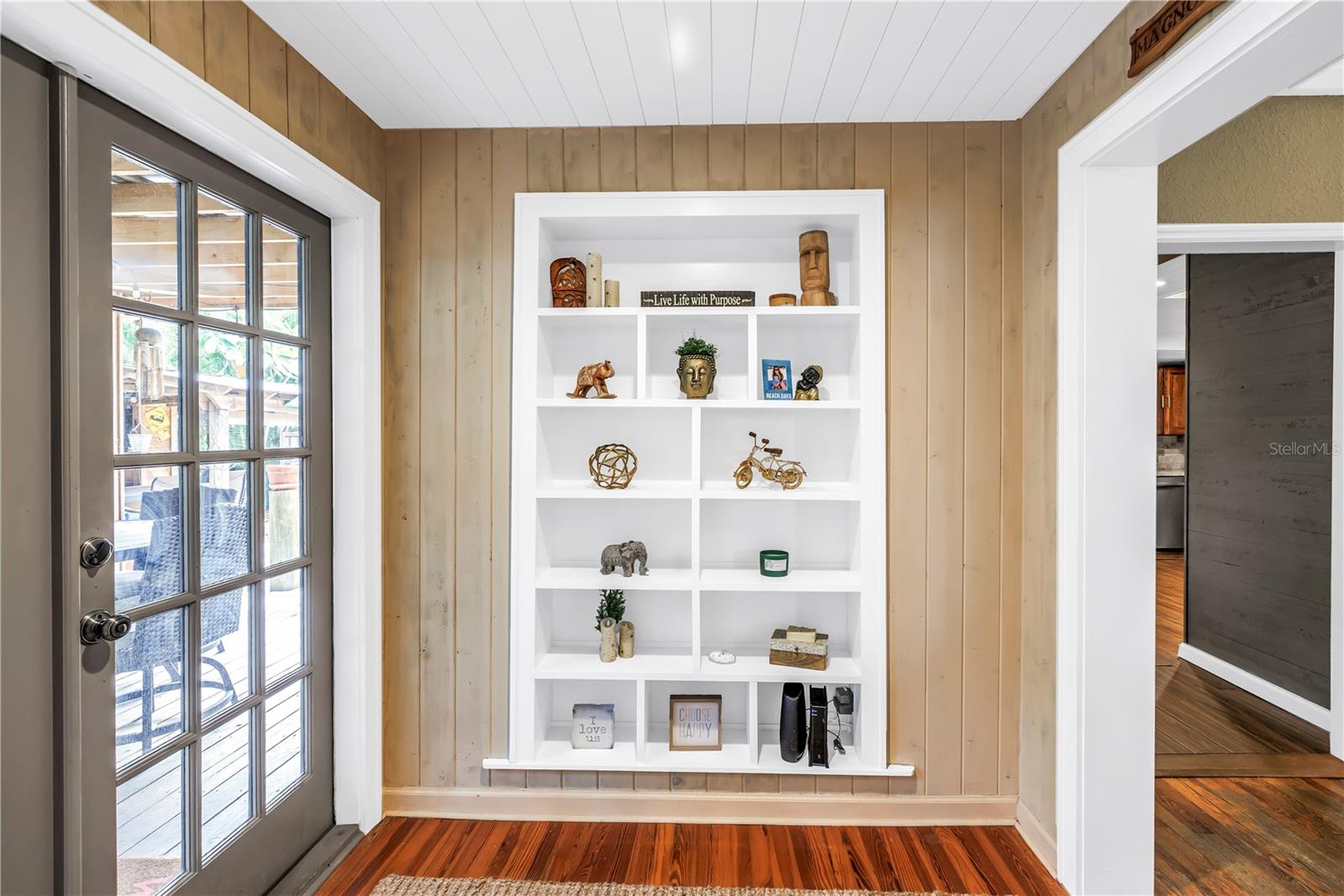 Built in shelving-