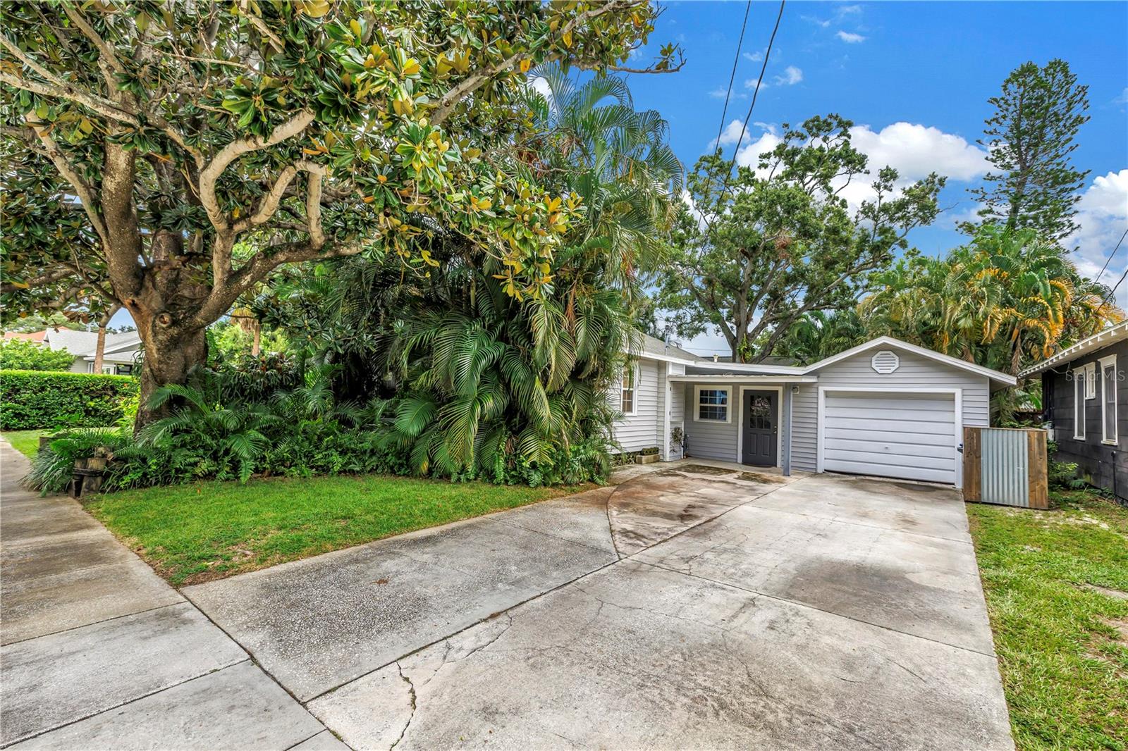 Nice size private driveway