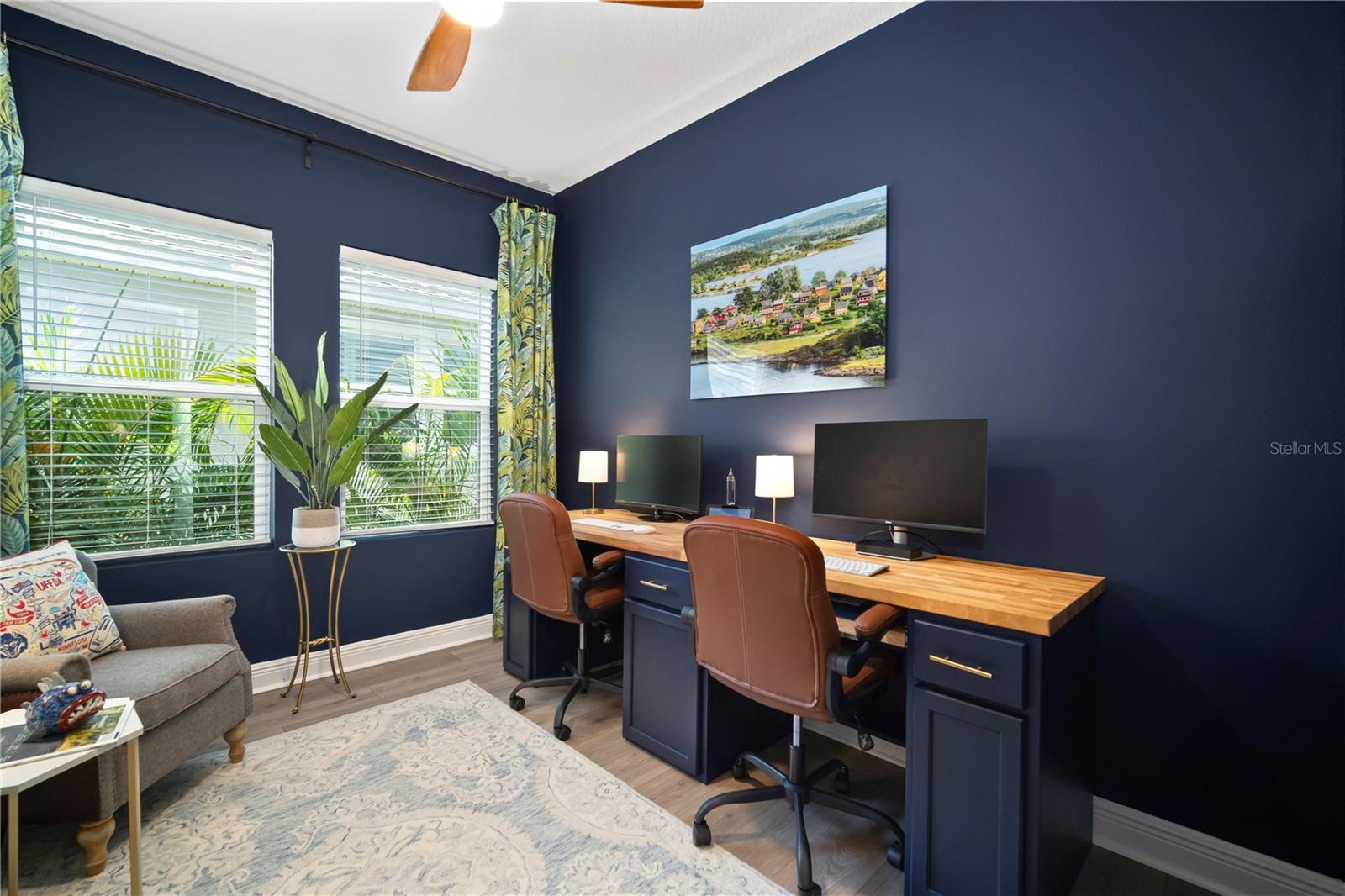 Main Floor Office/Den